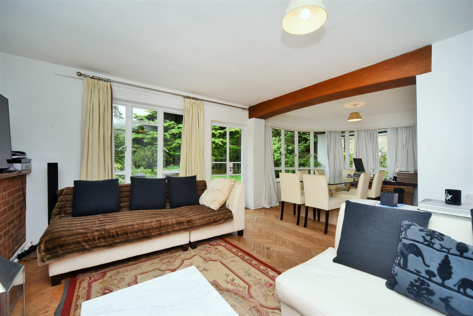 4 bedroom detached house for sale 0