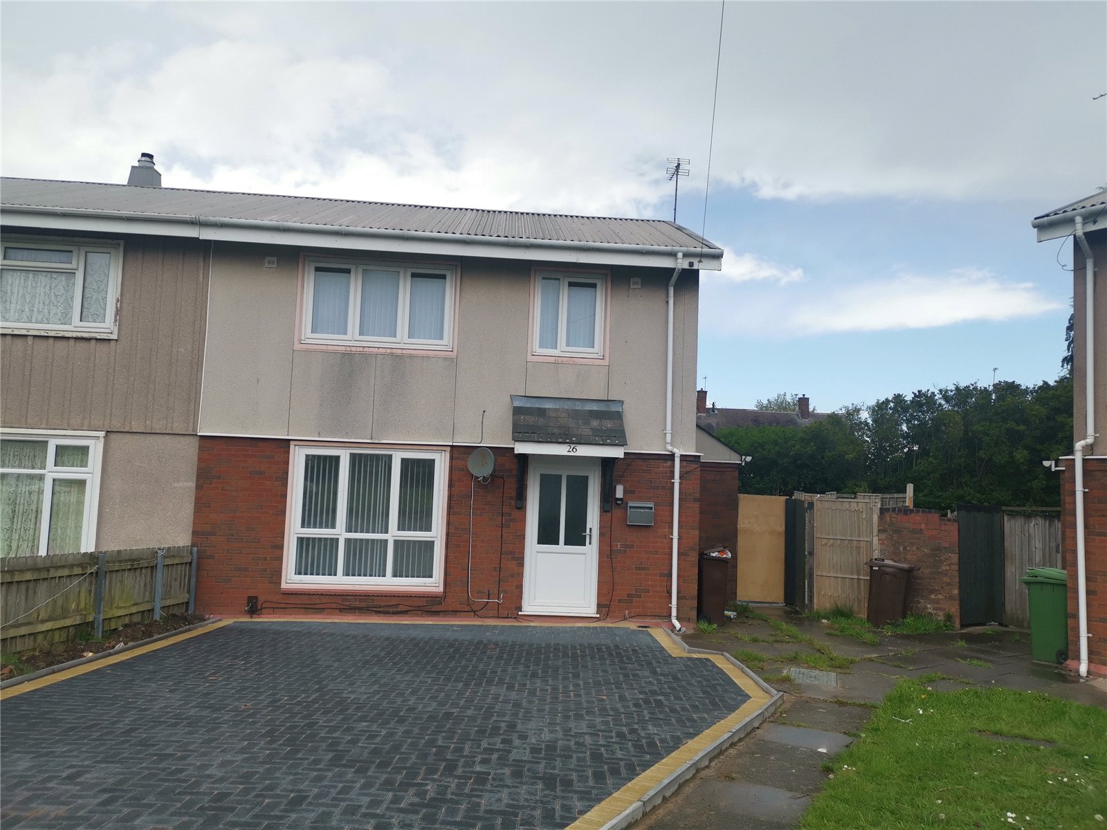 Free property report 26 Lauderdale Gardens, Wolverhampton, WV10 8AY