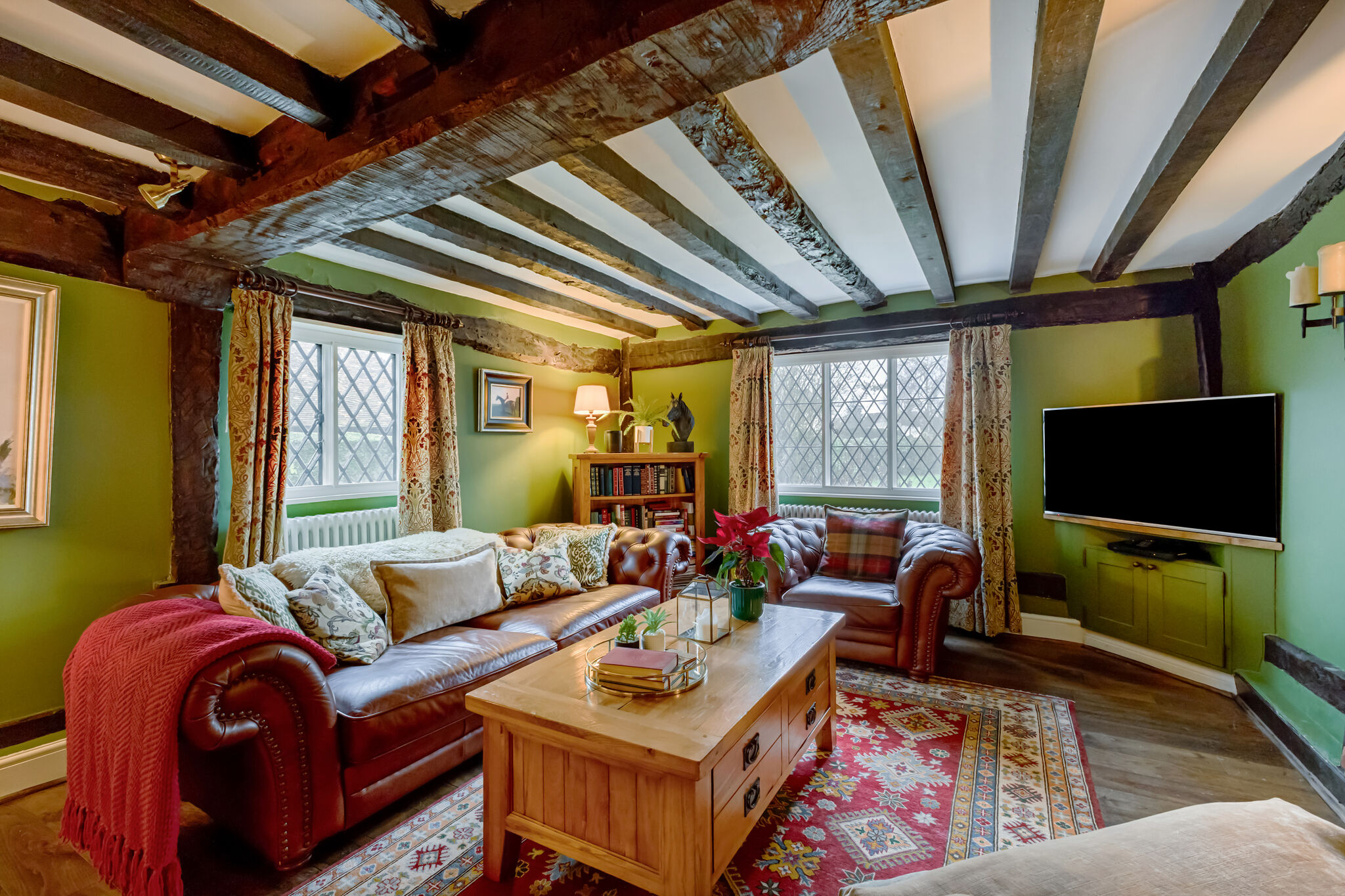 4 bedroom detached house for sale 0