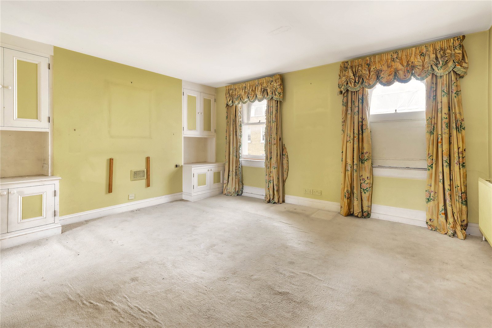 5 bedroom terraced house for sale 0