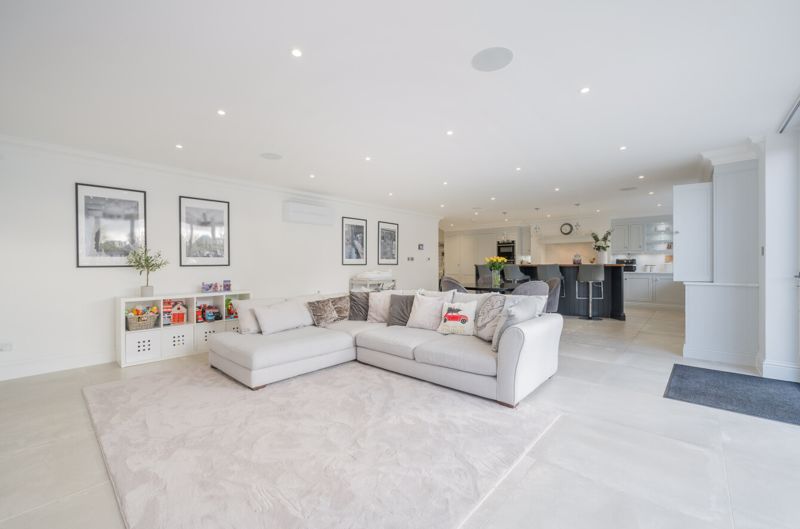 Photos of Arkwright Road, Sanderstead, South Croydon CR2 67160274