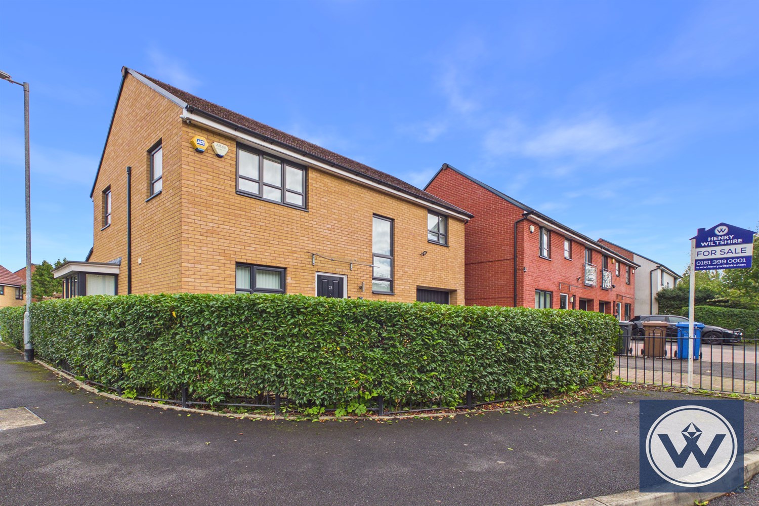4-bed detached on 23, River View Drive, Salford, £2,600/mo