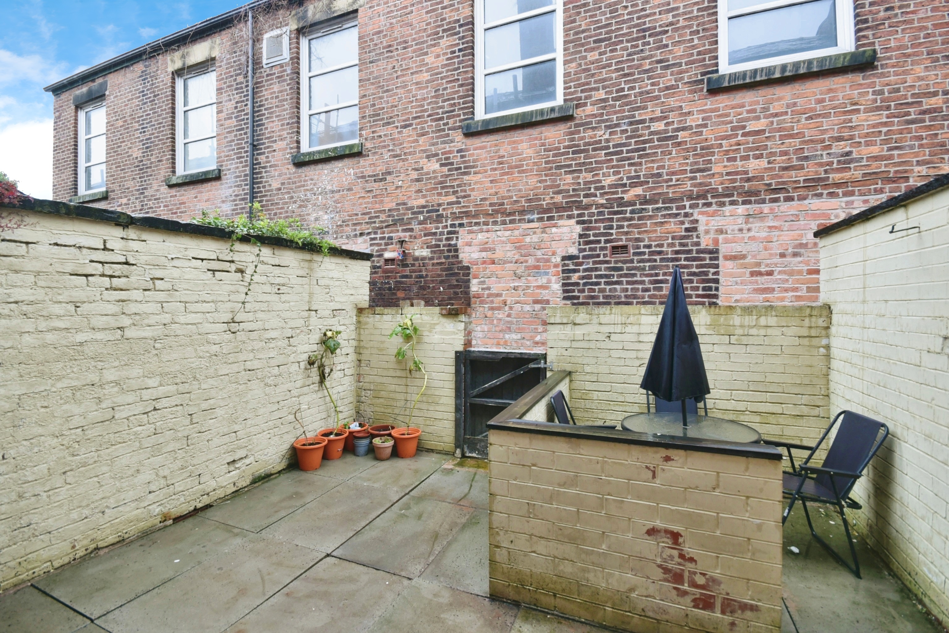 13, Ashton-under-Lyne photo 4