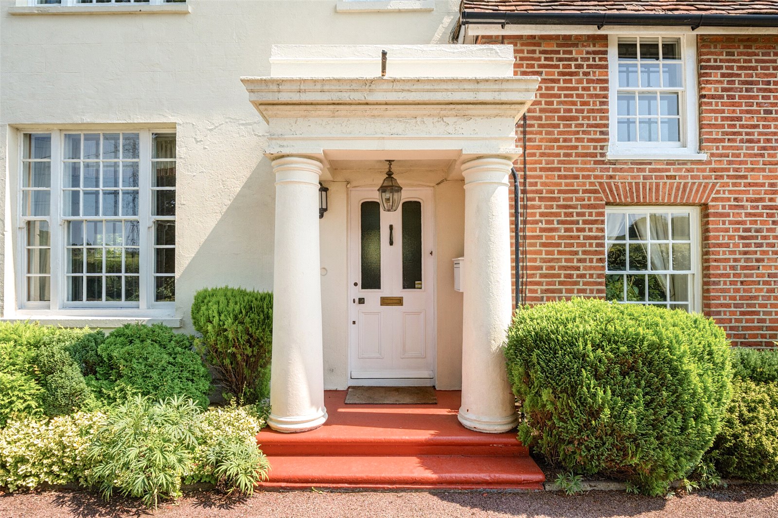 5 bedroom detached house for sale 0