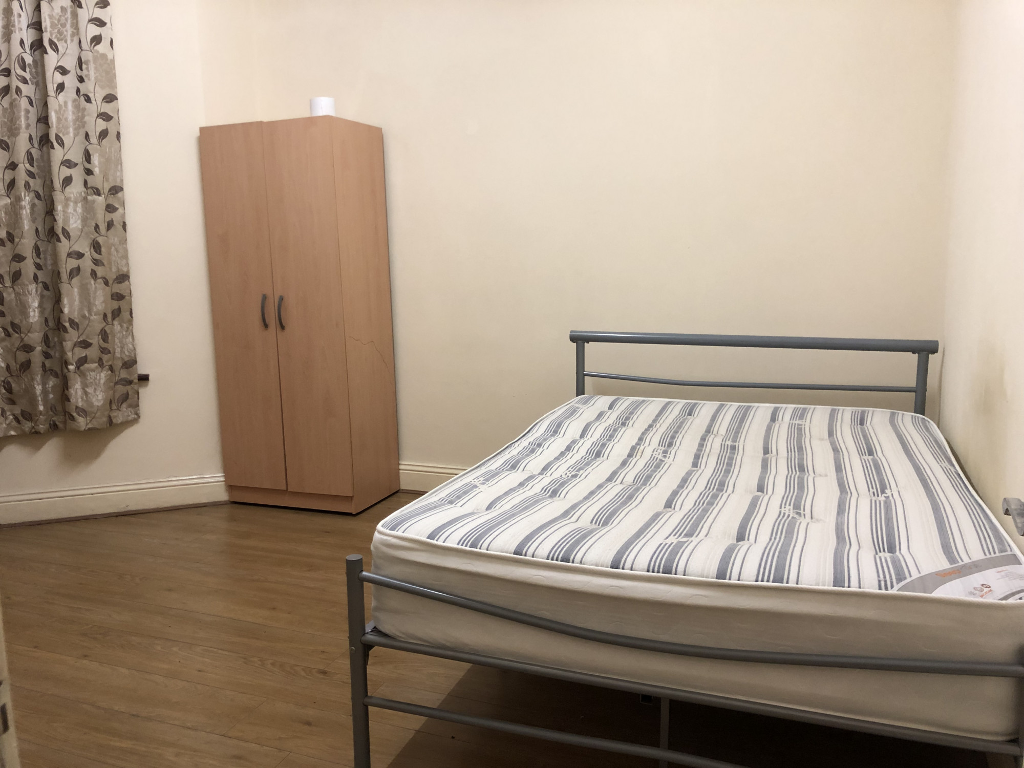 Room 1, 45, Goodall Road, Leyton photo 5