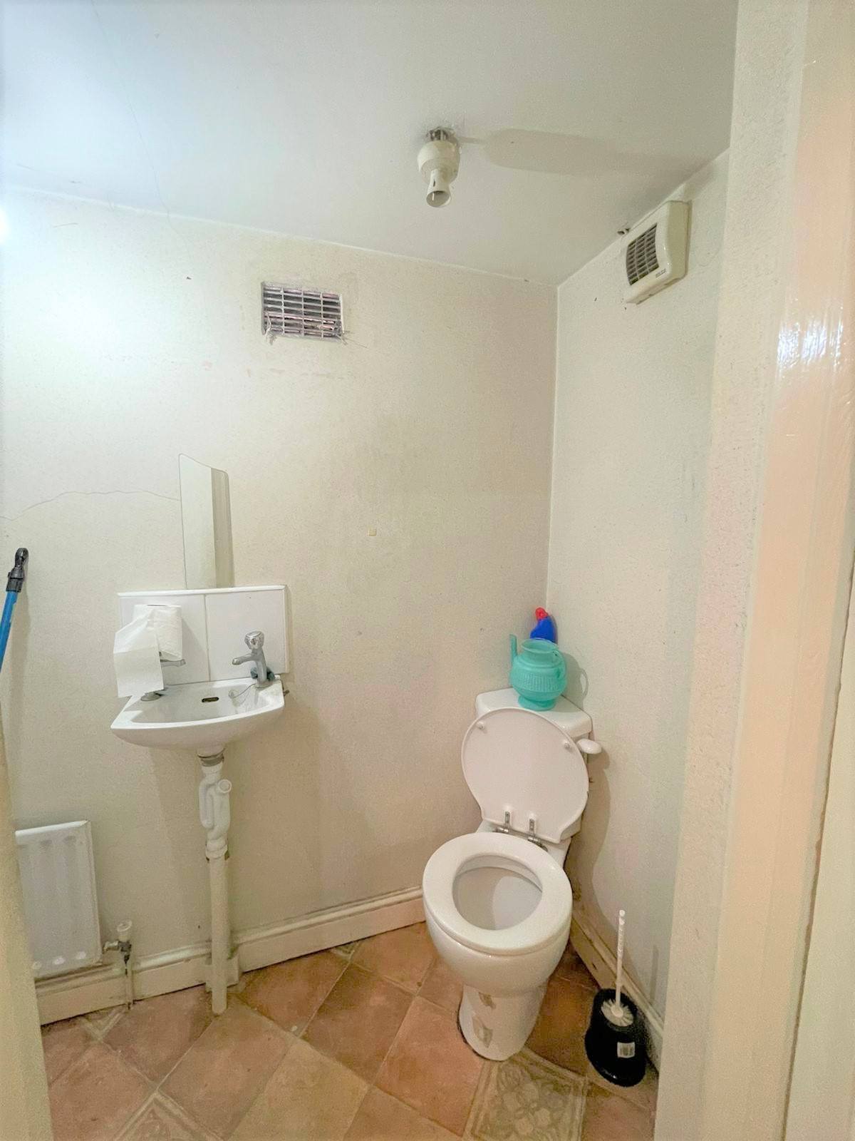 Photos of Gordon Road, Ilford IG1 61490133 PrimeLocation