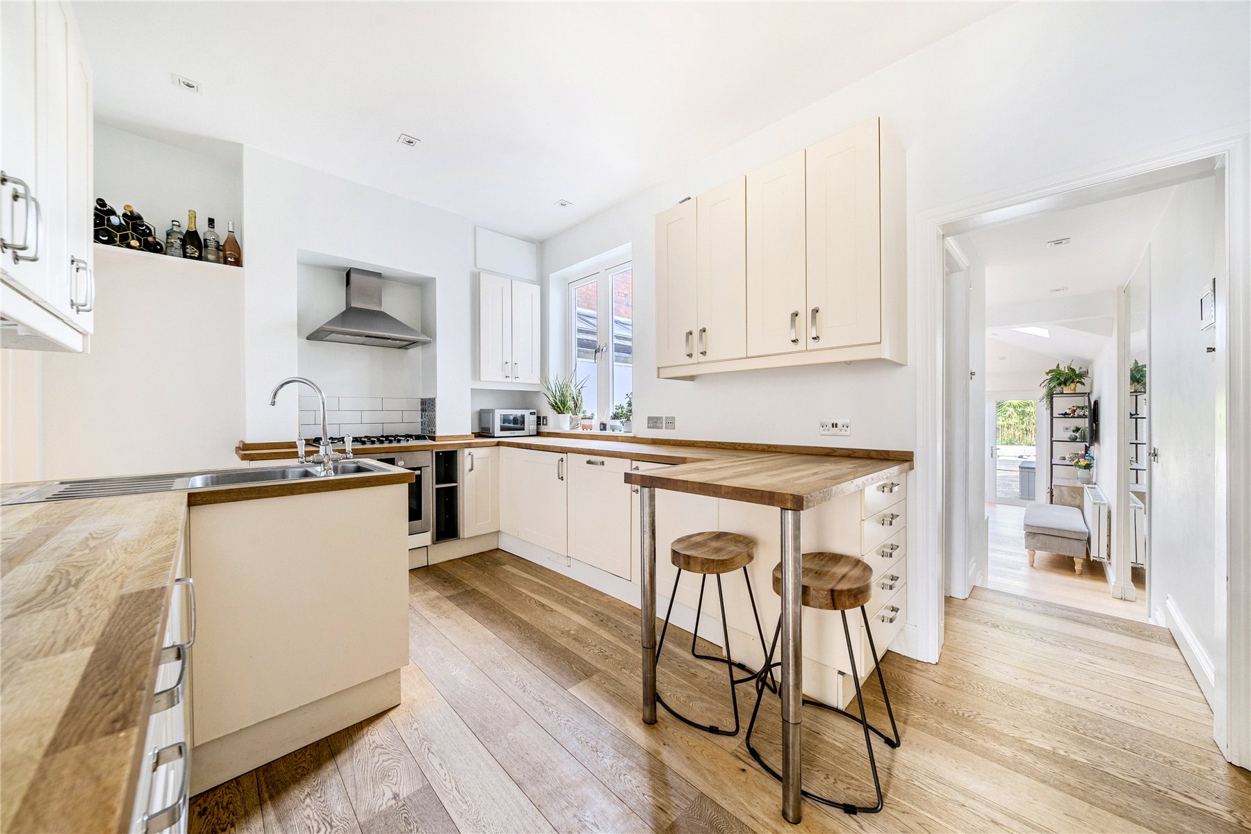 4 bedroom terraced house for sale 0