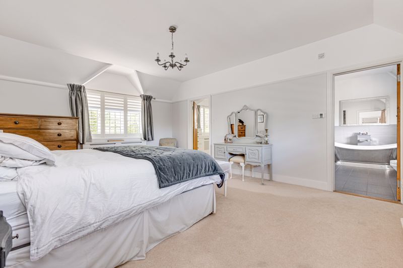 Photos of High Road, Coulsdon, Chipstead CR5 64740239 PrimeLocation