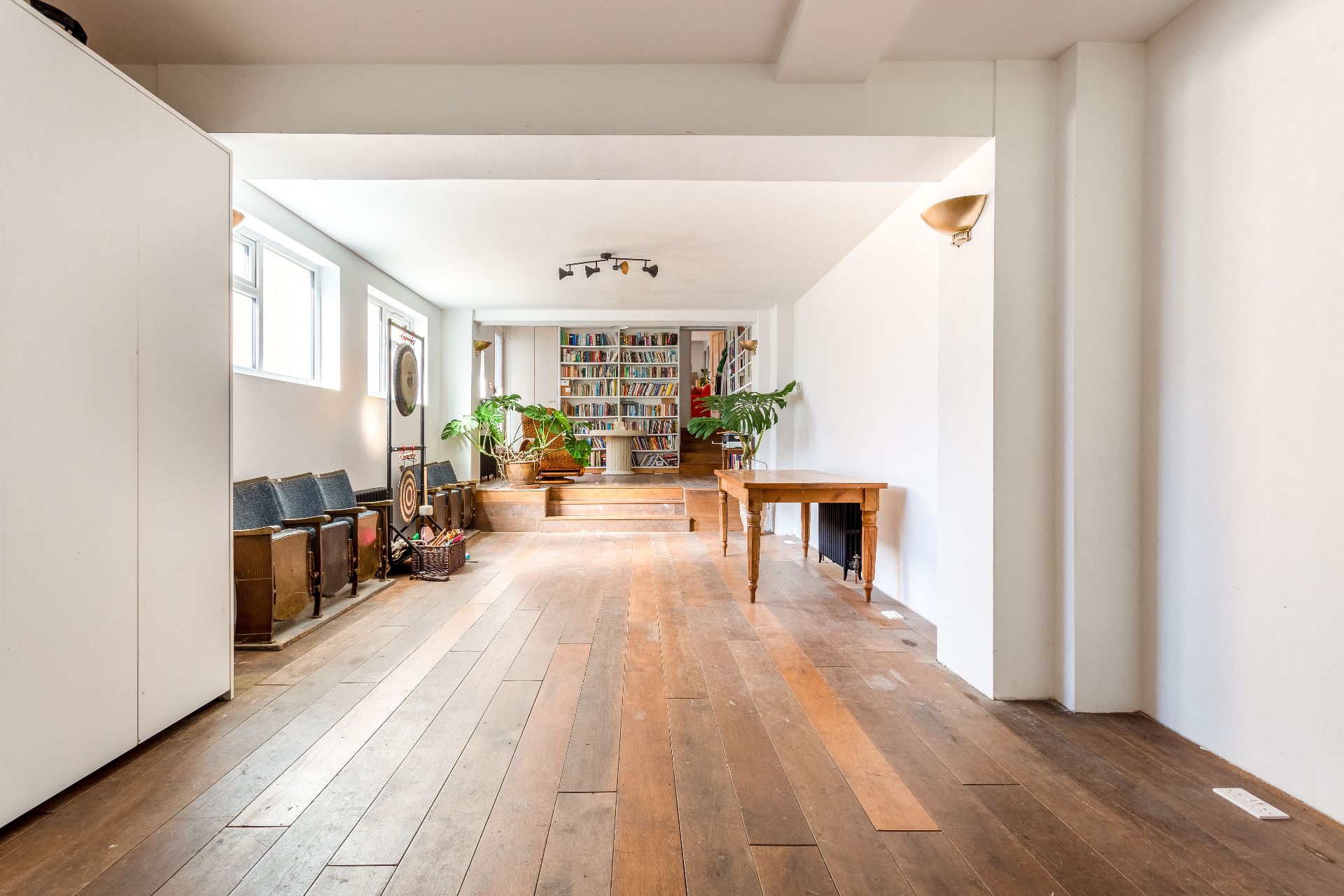 3 bedroom property for sale 0