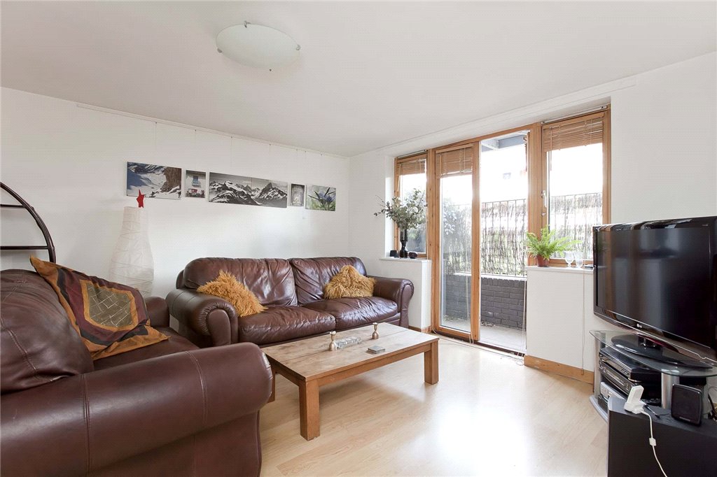 Free property report Flat 2, Nichols Court, 10 Cremer Street, Hackney