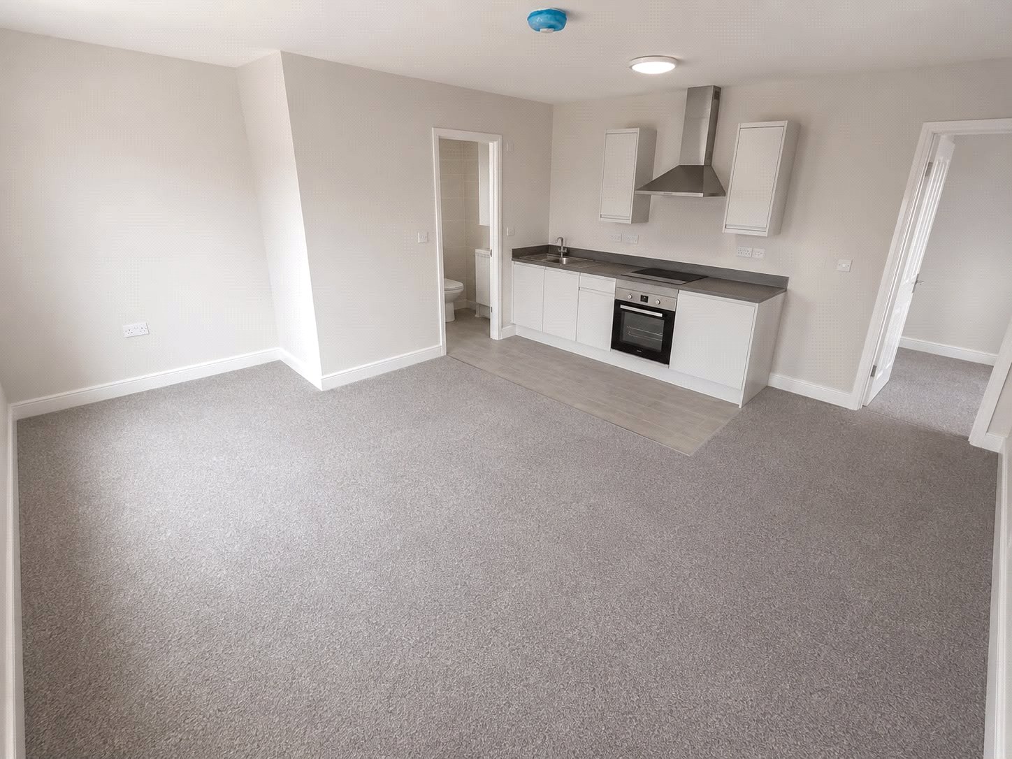 Flat 4A, 2, Merridale Lane, Wolverhampton photo 3