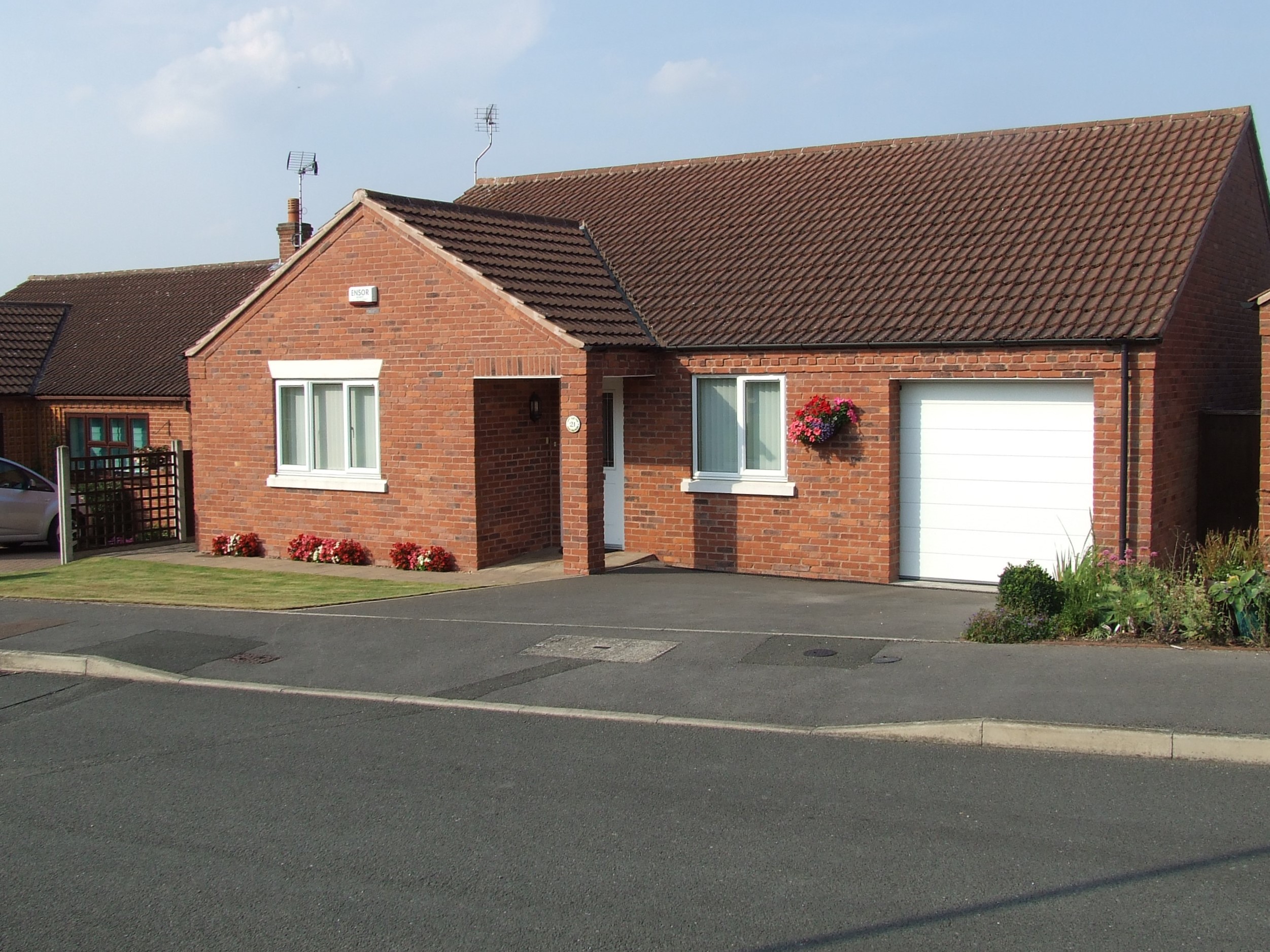 Free property report 21 Monckton Drive, Southwell, NG25 0AW Chimnie