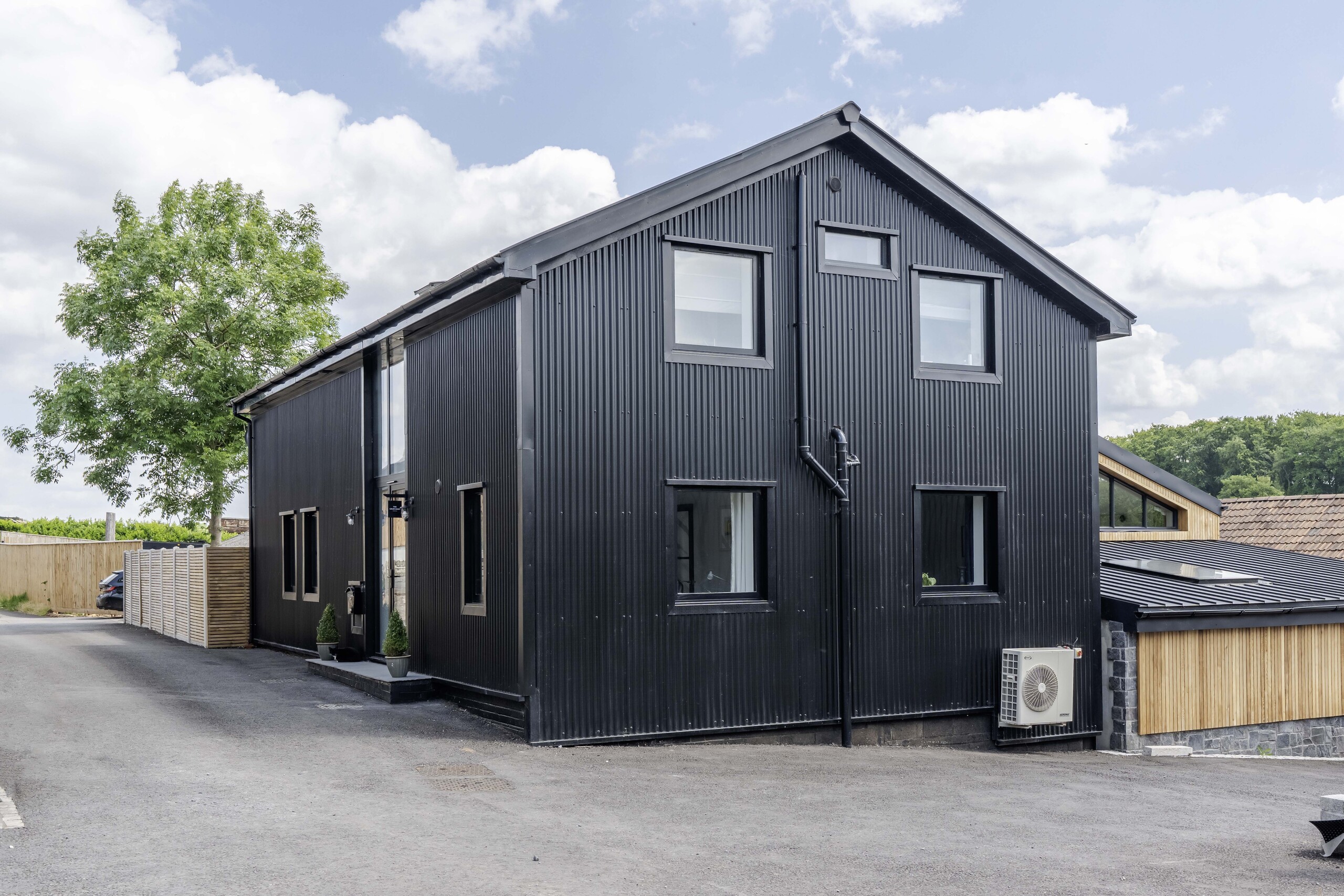4 bedroom barn conversion for sale 0