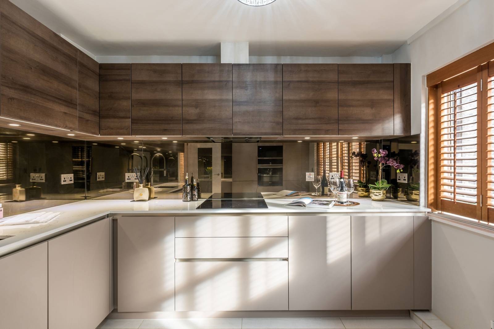 4 bedroom maisonette for sale 0