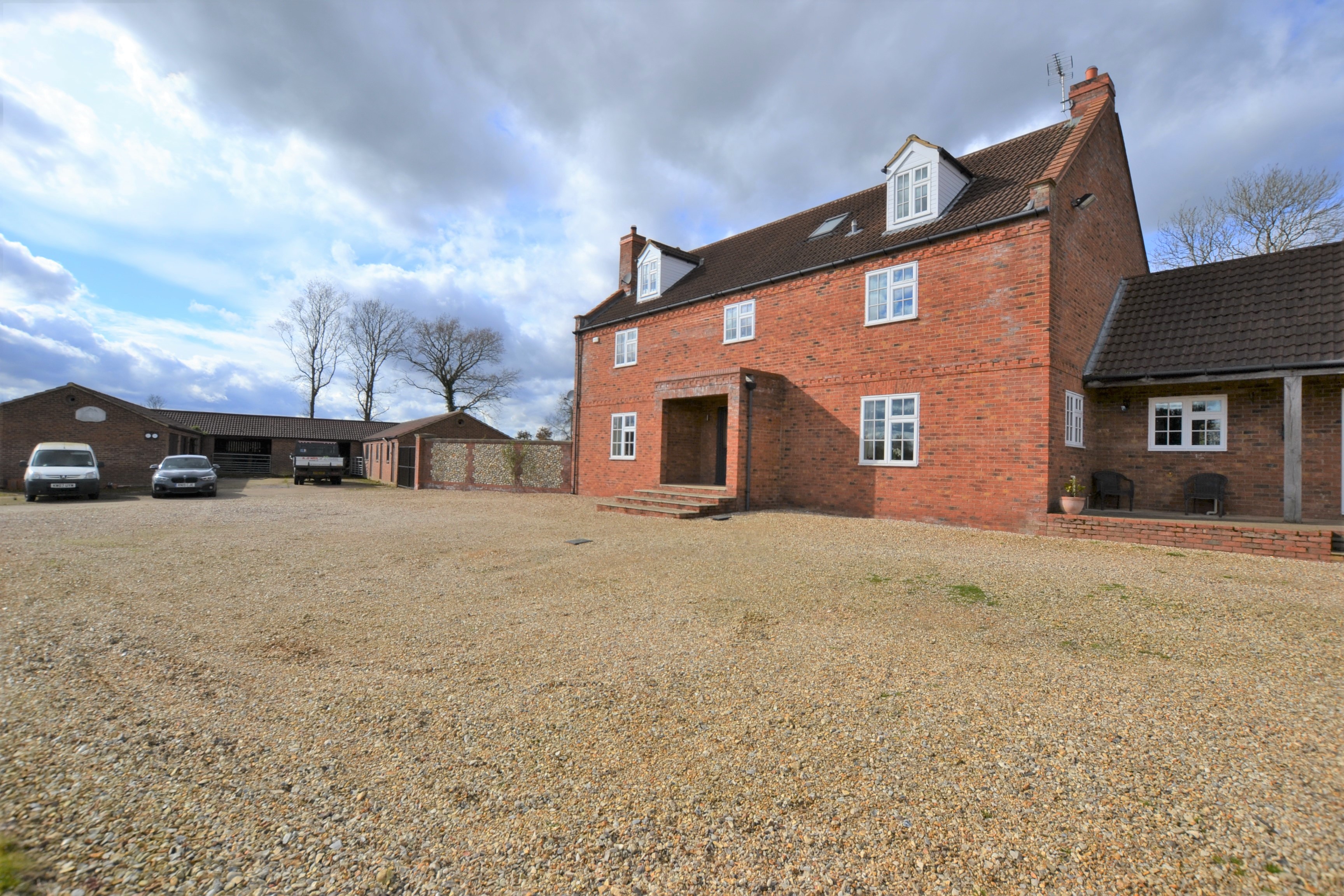 Norfolk Archives Million pound homes for sale UK, Luxury Cars, Super