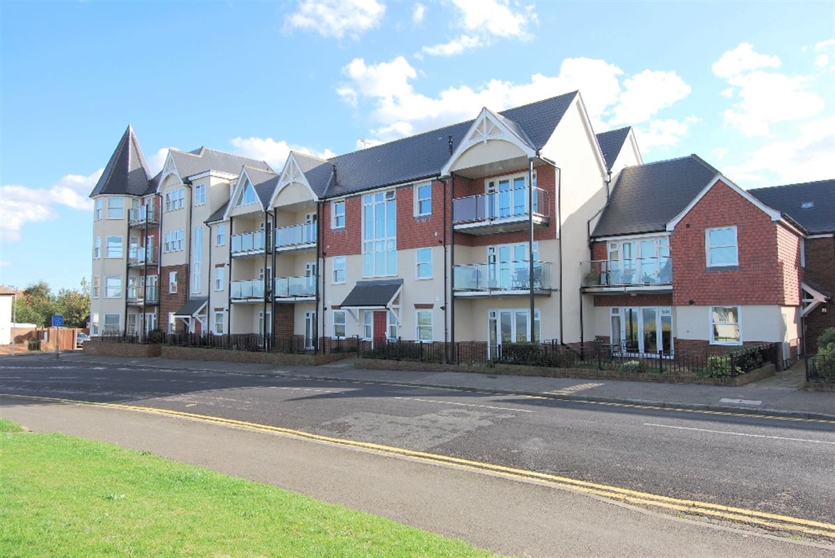 Free property report Flat 11, Hampton Heights, 45, Western Esplanade