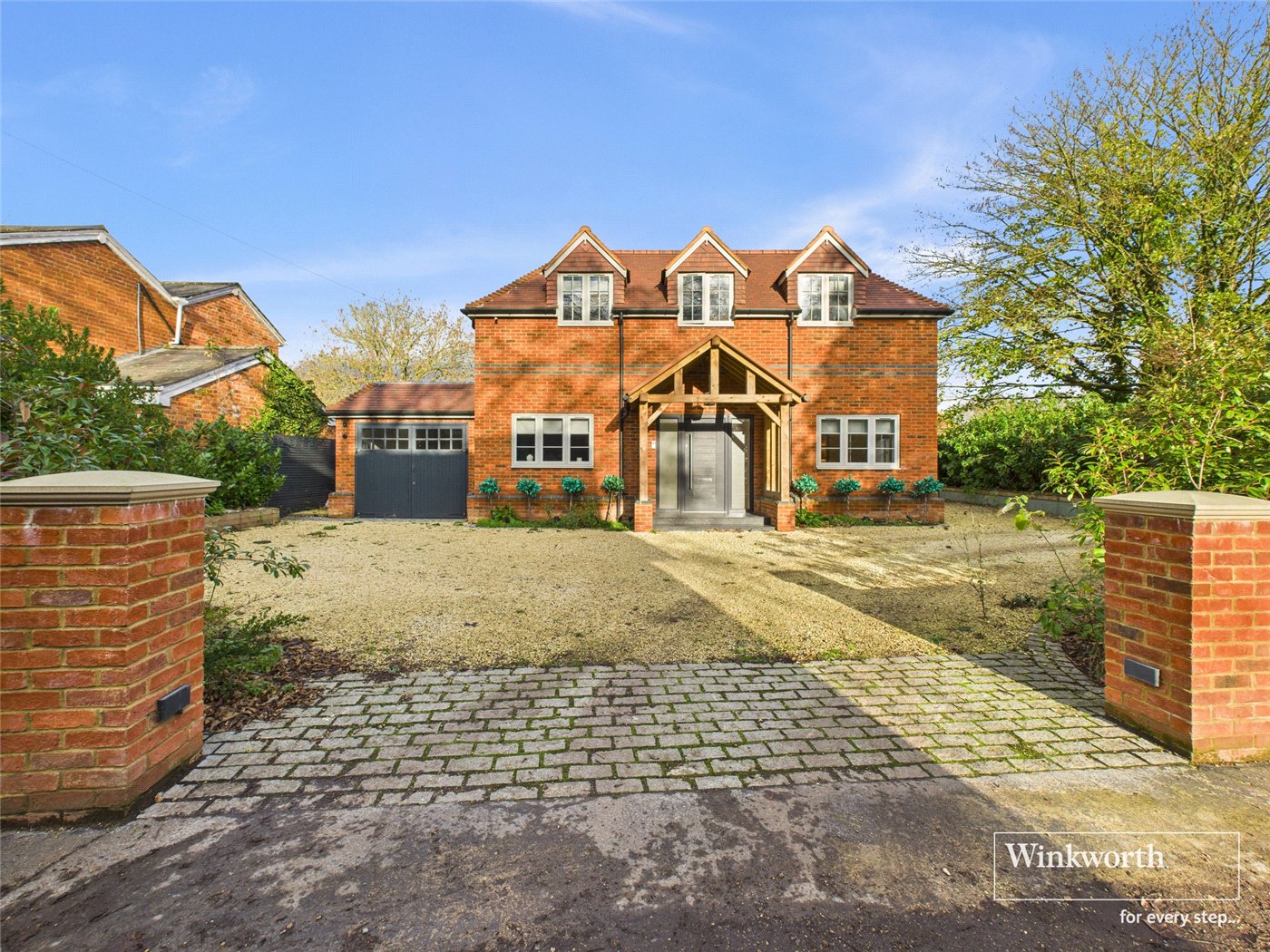 Best Coastal Towns to Buy Property in the UK