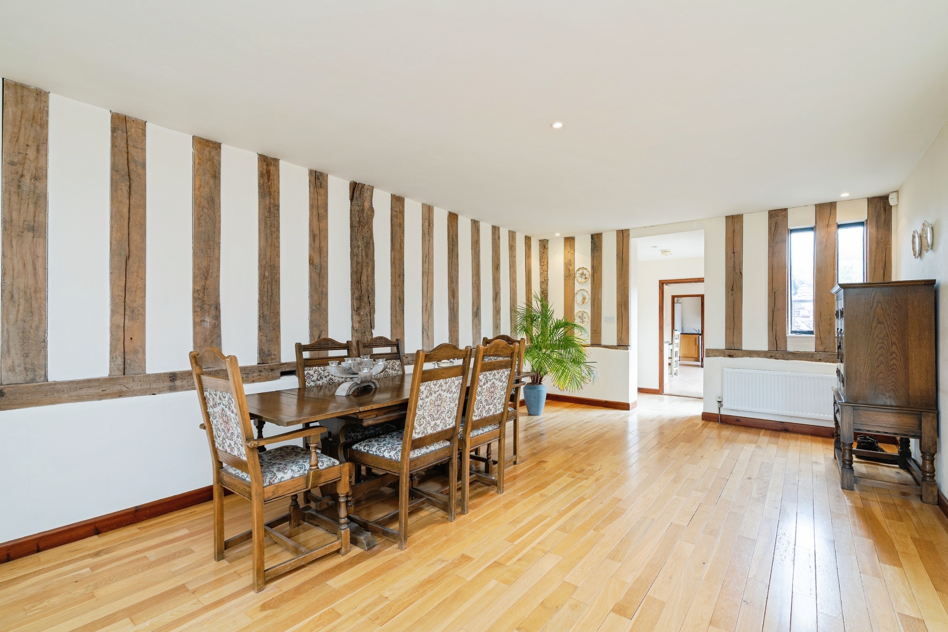 4 bedroom detached house for sale 0