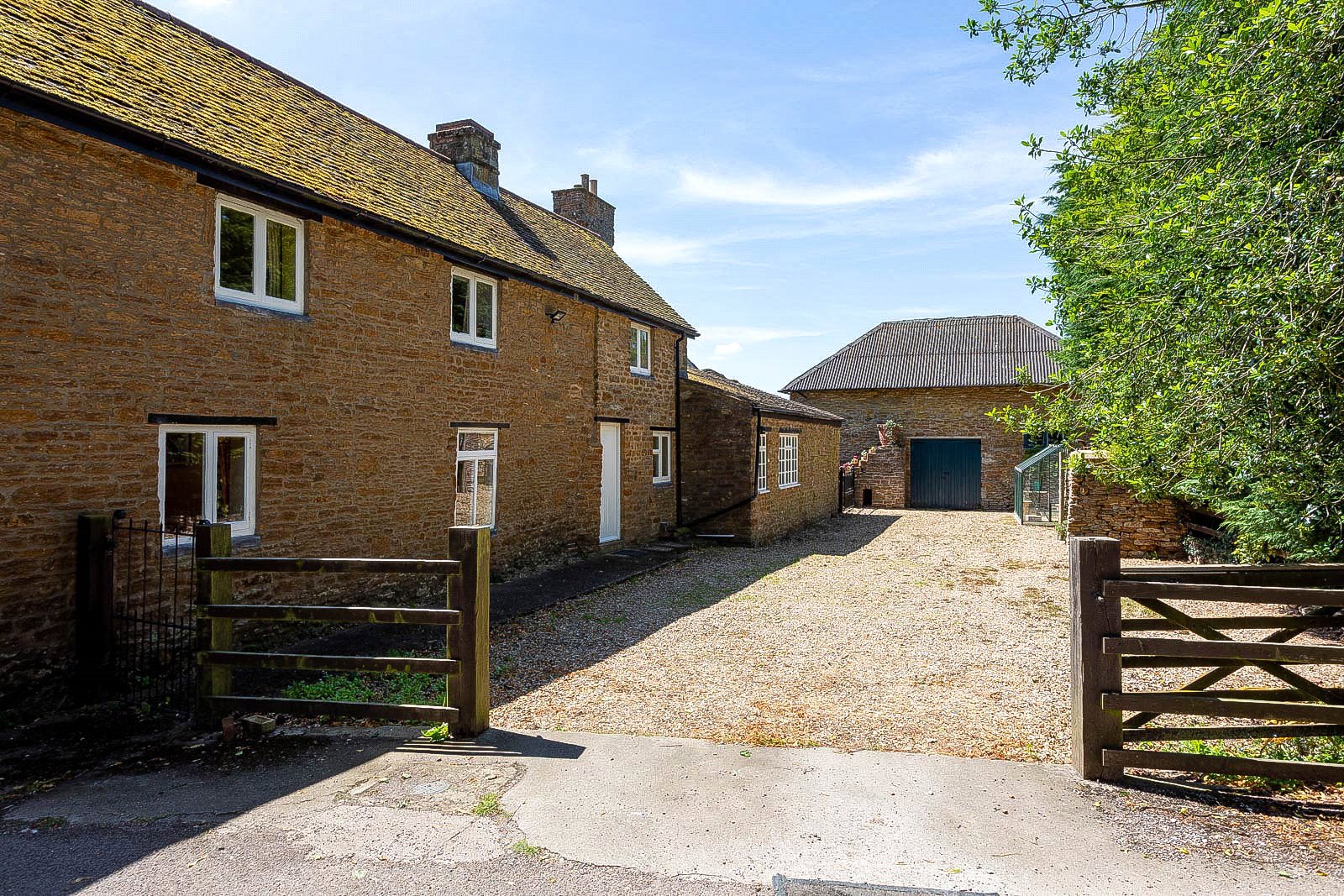 Photos of Manor Road, Staverton, Daventry, Northamptonshire NN11