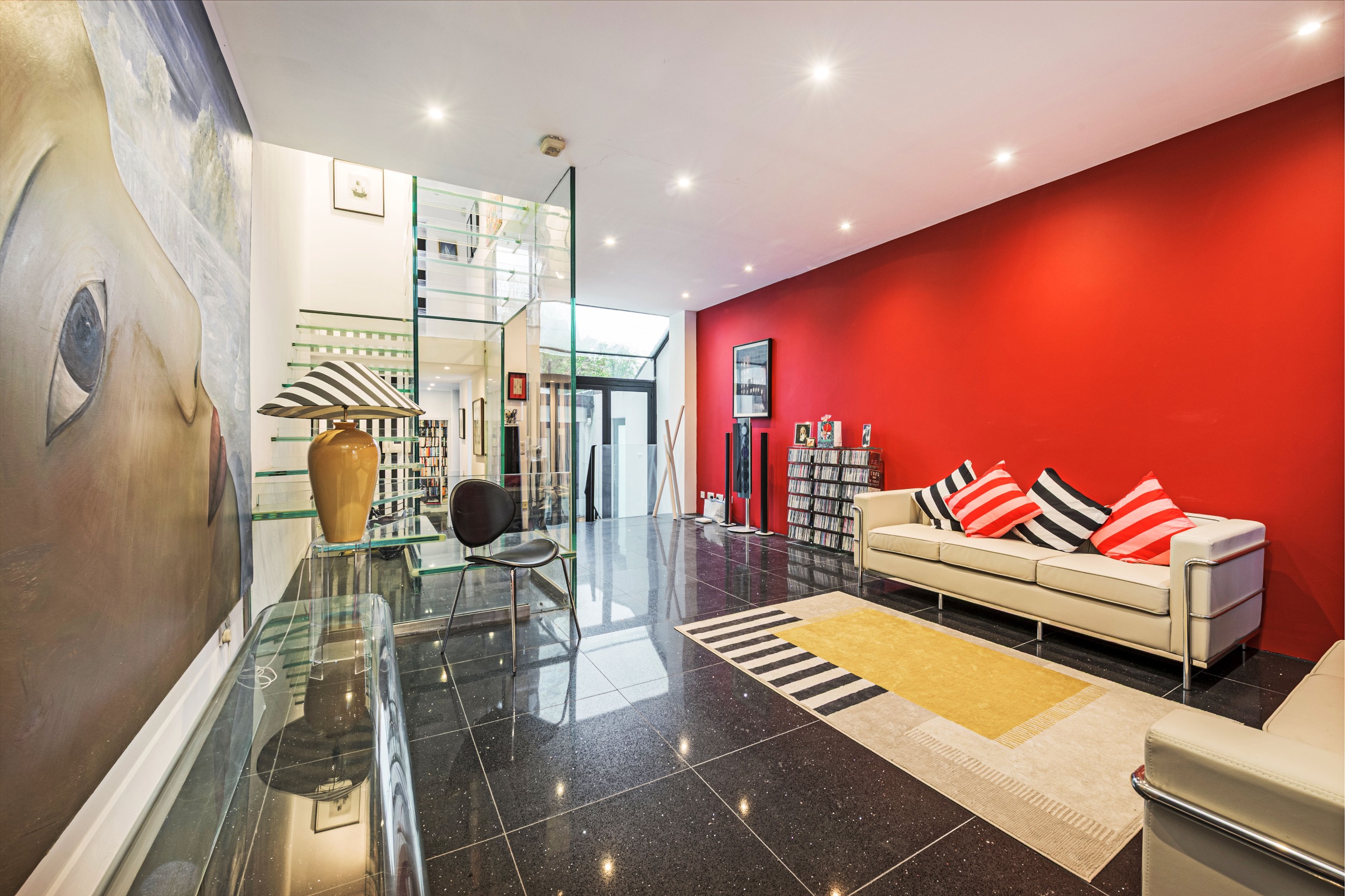 3 bedroom terraced house for sale 0