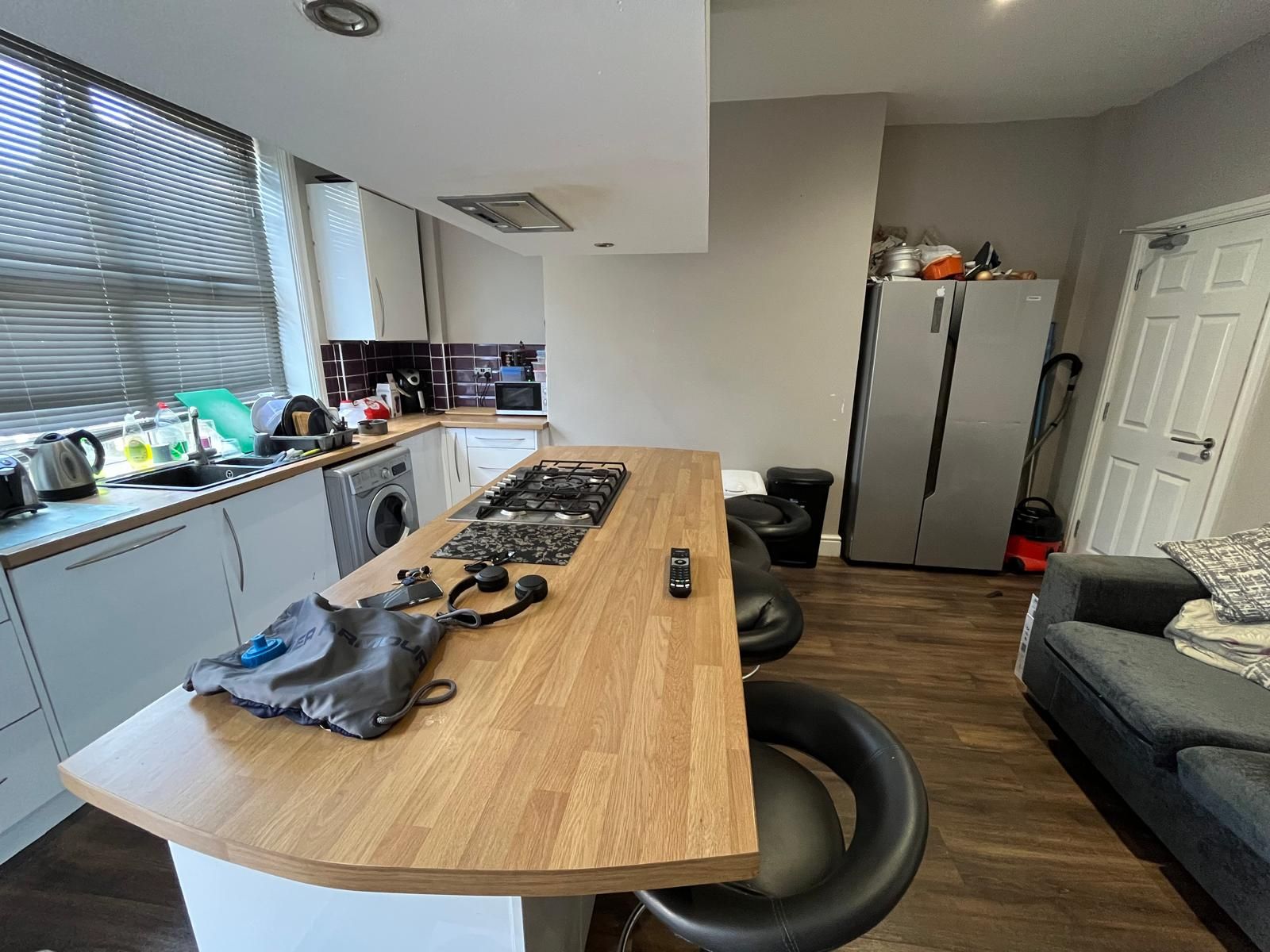Room 2, 32 Clifford Place, Leeds photo 4