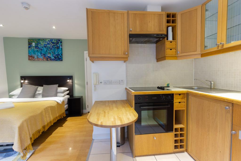Flat 4, 40-41 Cartwright Gardens, Bloomsbury photo 4