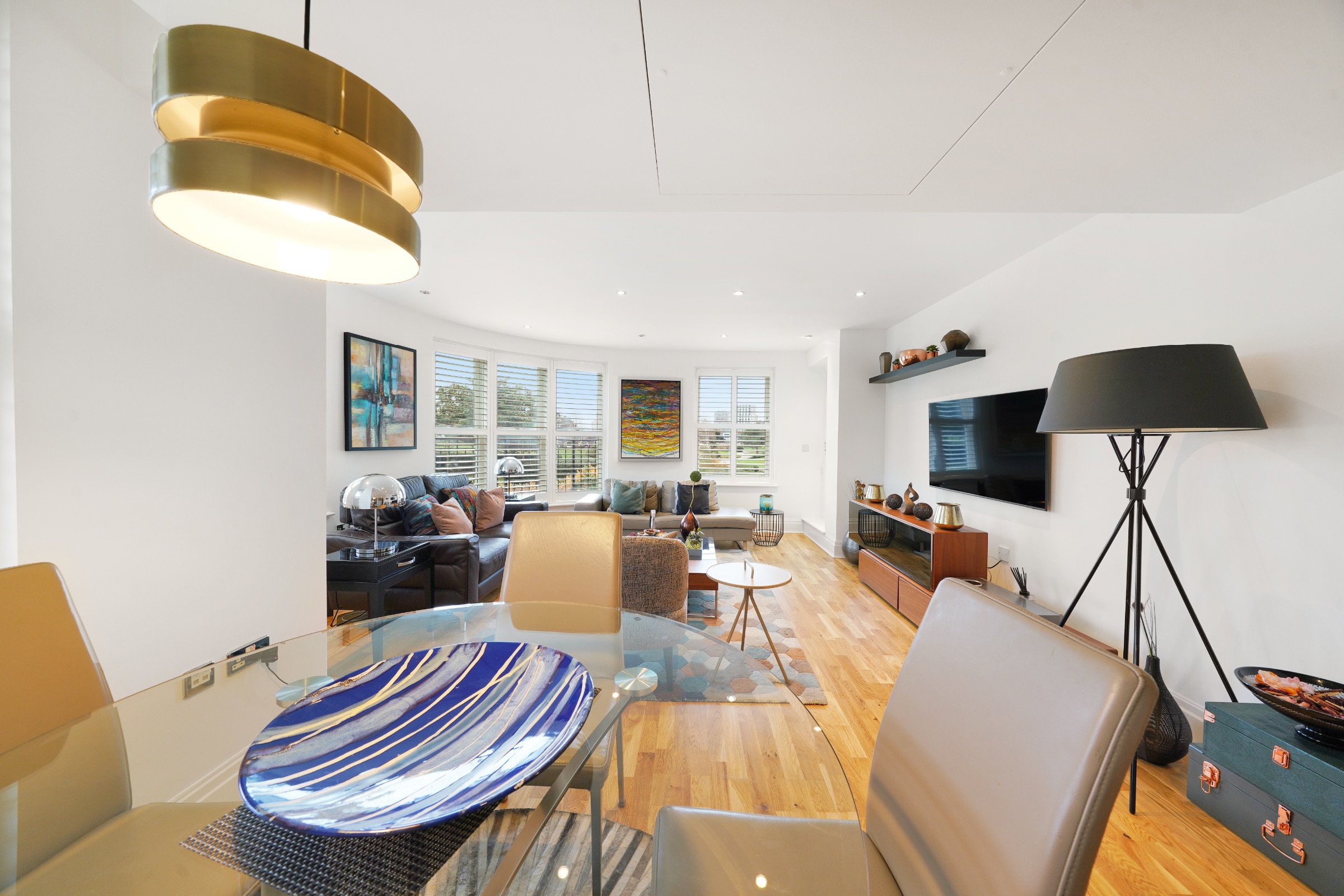 3 bedroom flat for sale 0