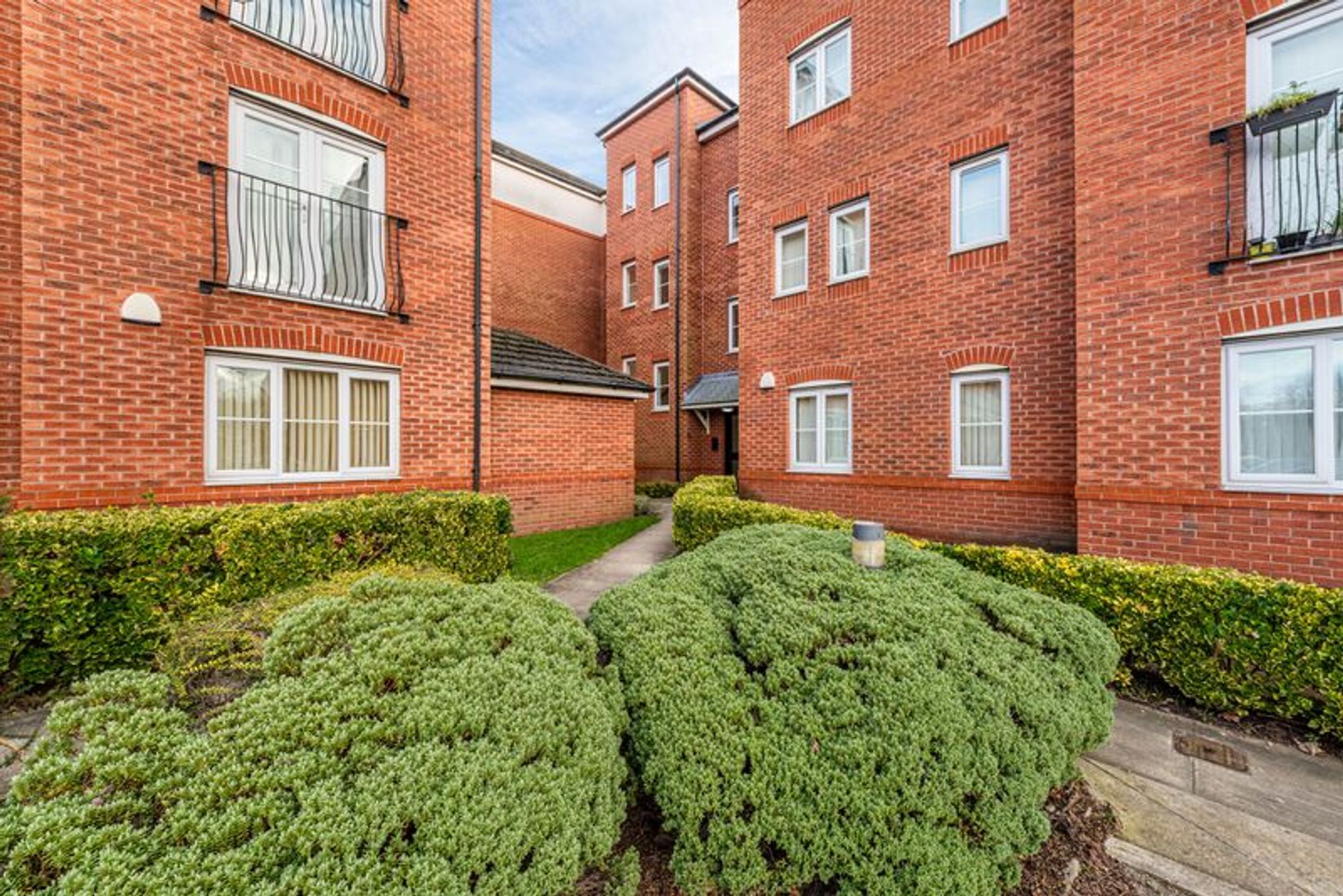 48 St. Michaels View, Widnes photo 3