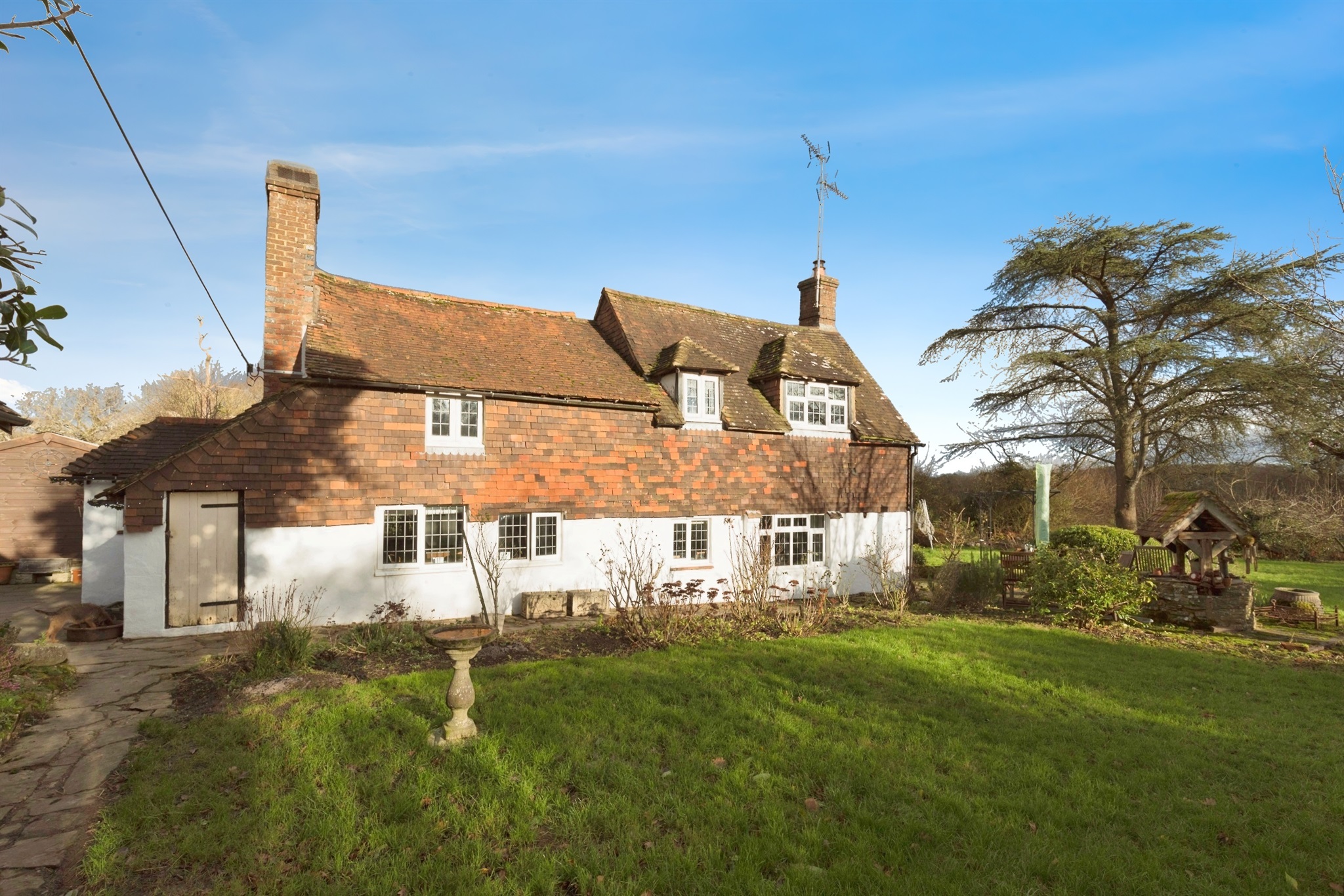 6 bedroom end terrace house for sale in London