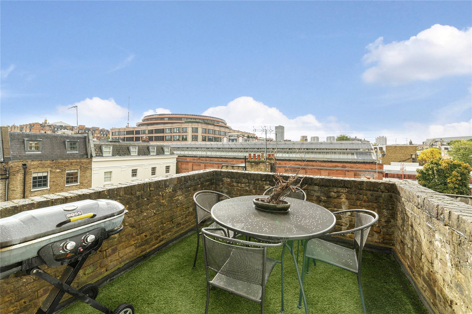 3 bedroom flat for sale 0