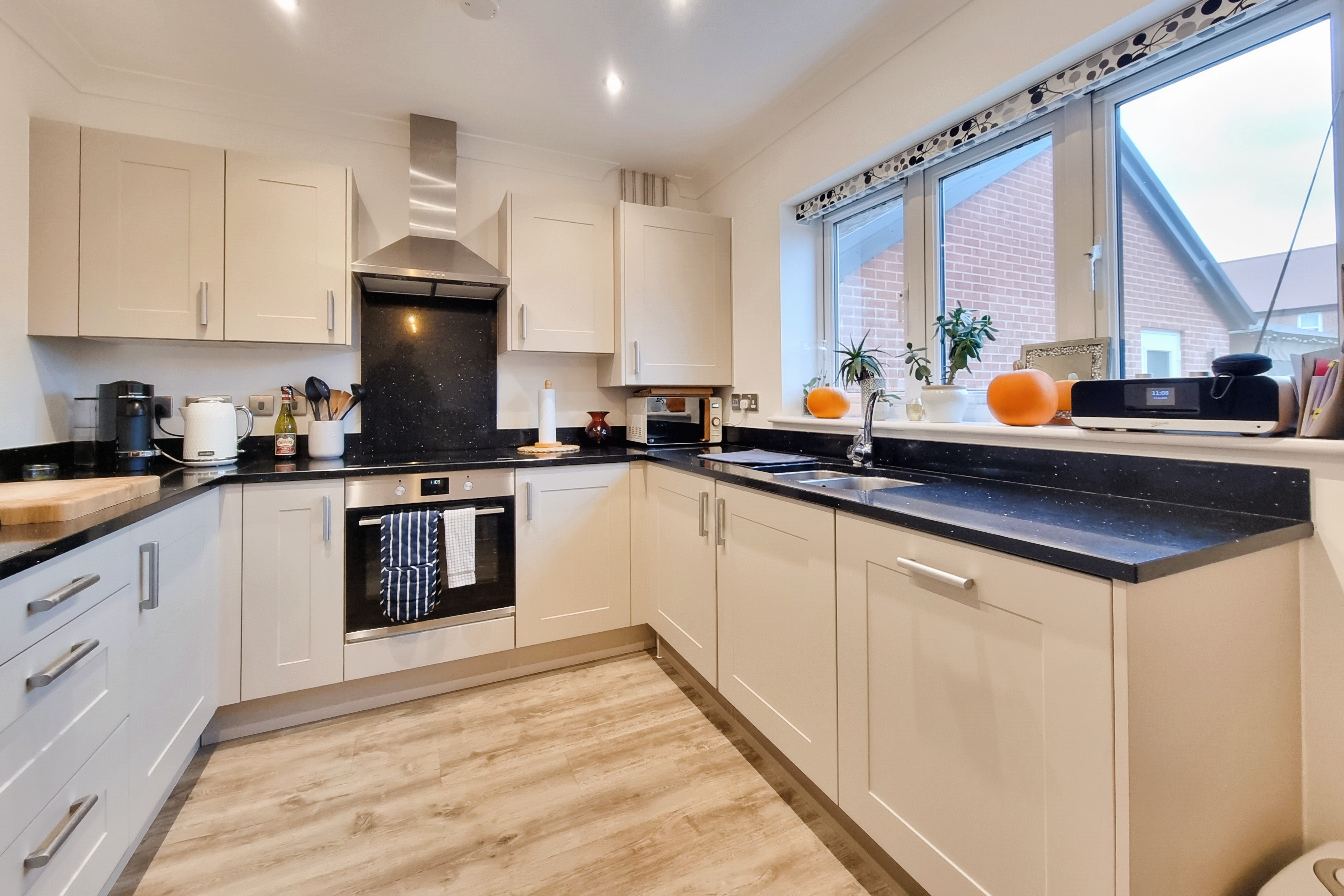 3, Kidmere Way, Waterlooville photo 4