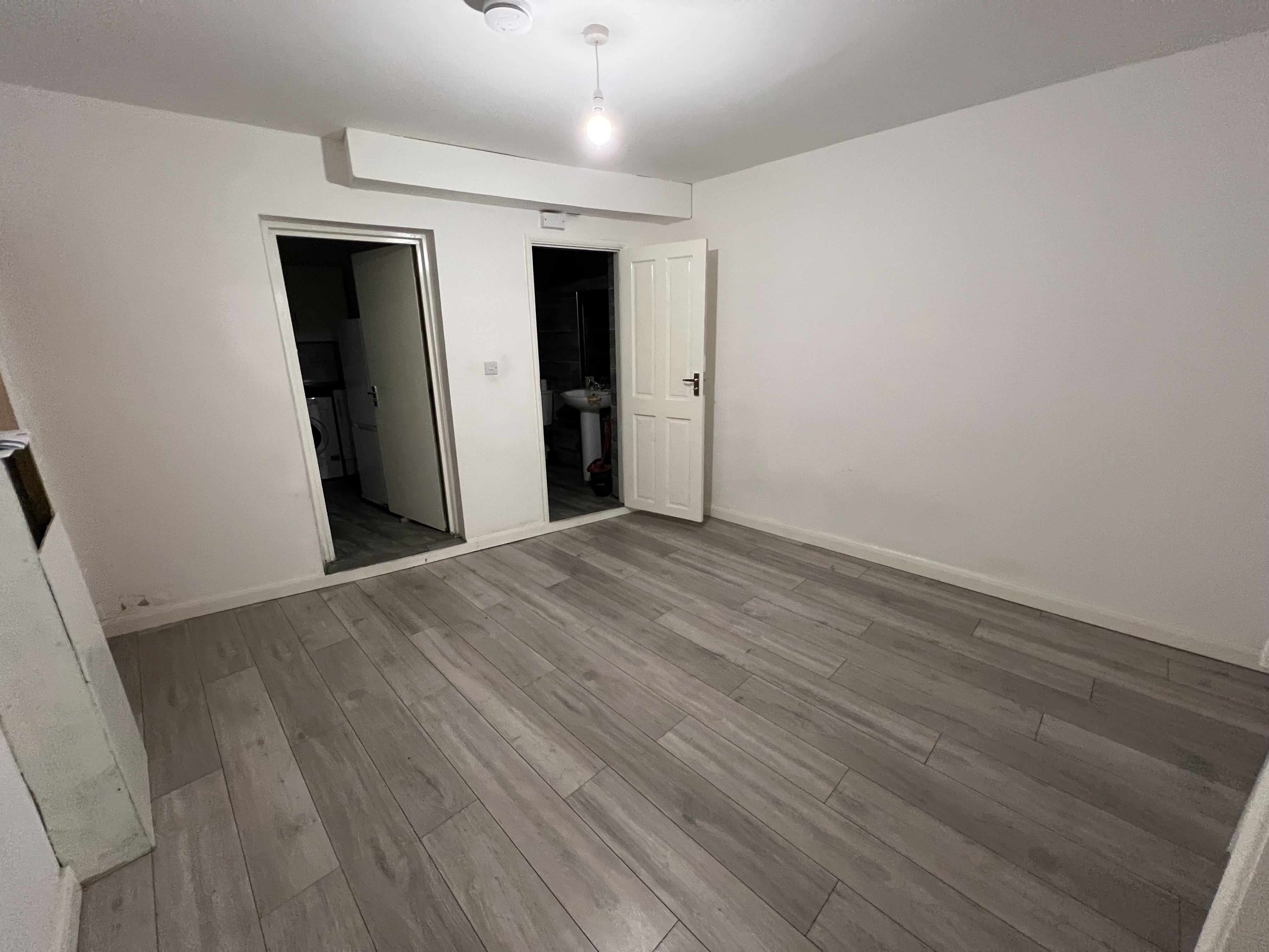 First Floor, 958, Uxbridge Road, Hayes photo 3