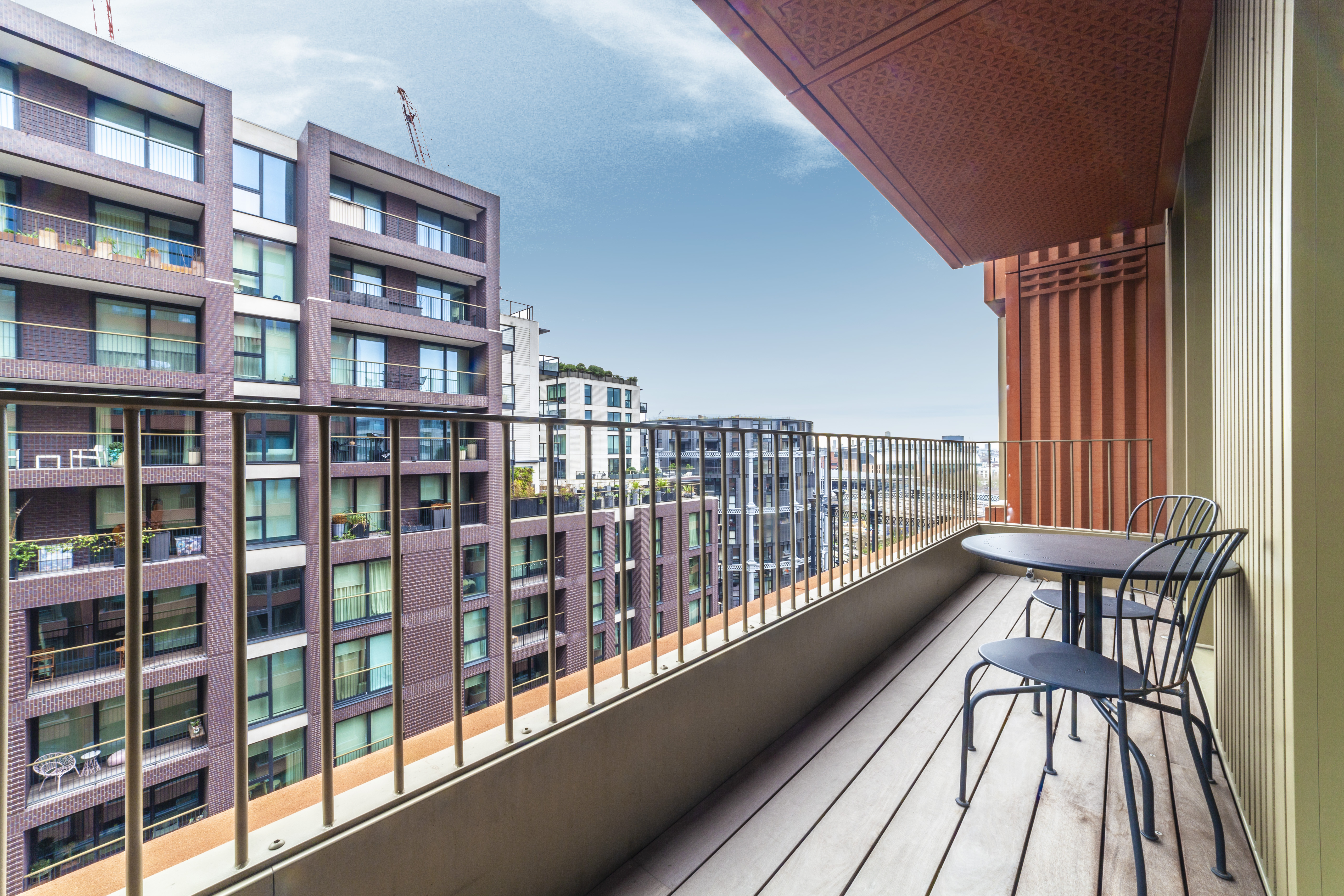 2 bedroom flat for sale 0