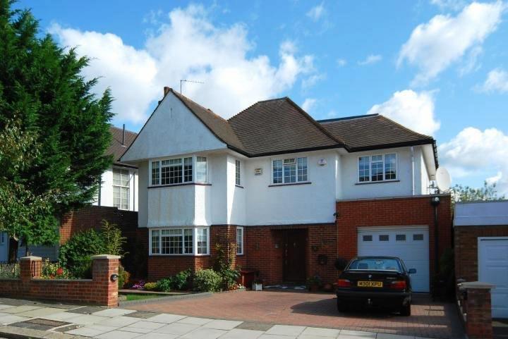 12, Ashbourne Road, London photo 2