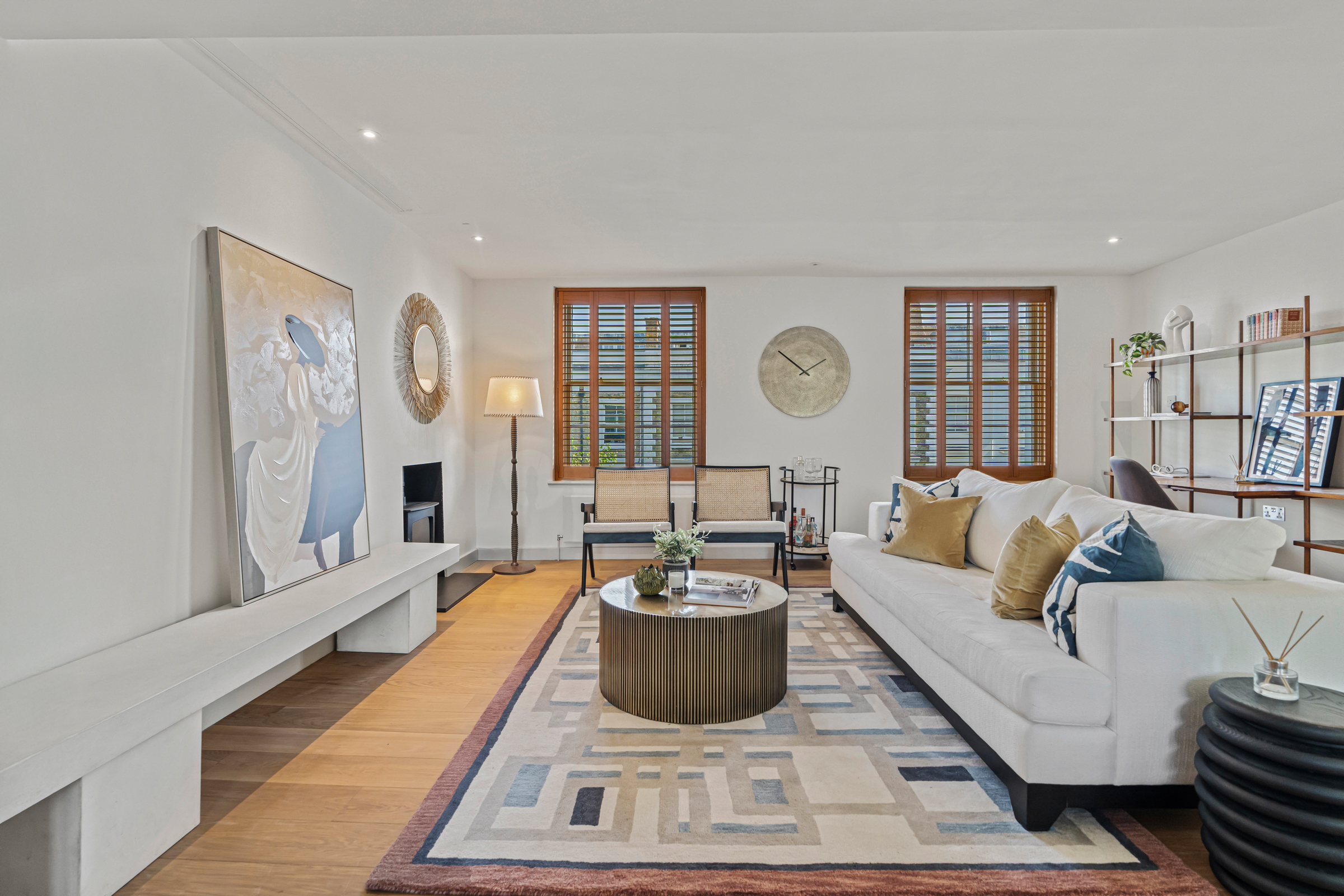 2 bedroom flat for sale 0