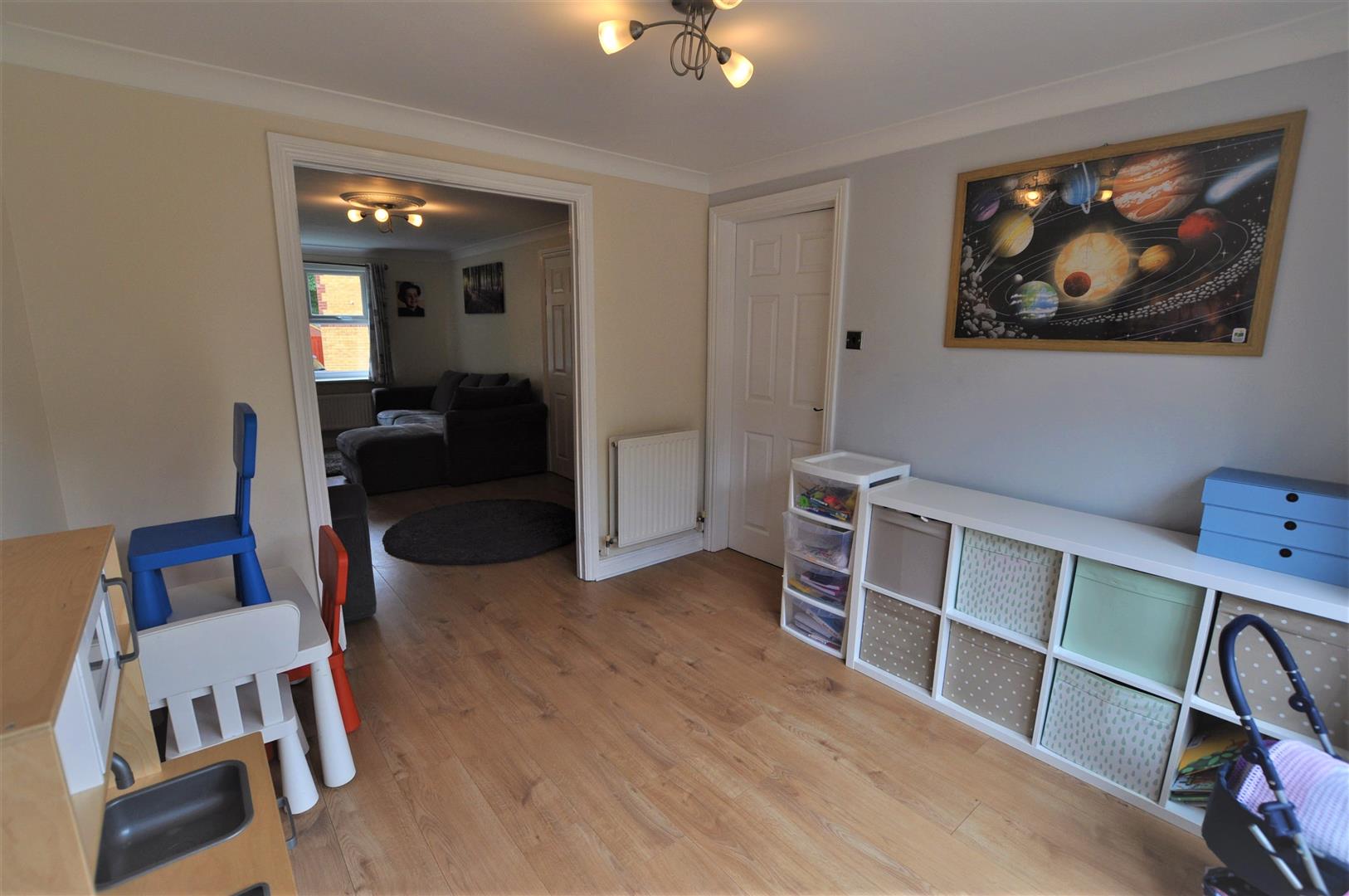 Photos of Maes Ty Gwyn, Llangennech, Llanelli SA14 61941634