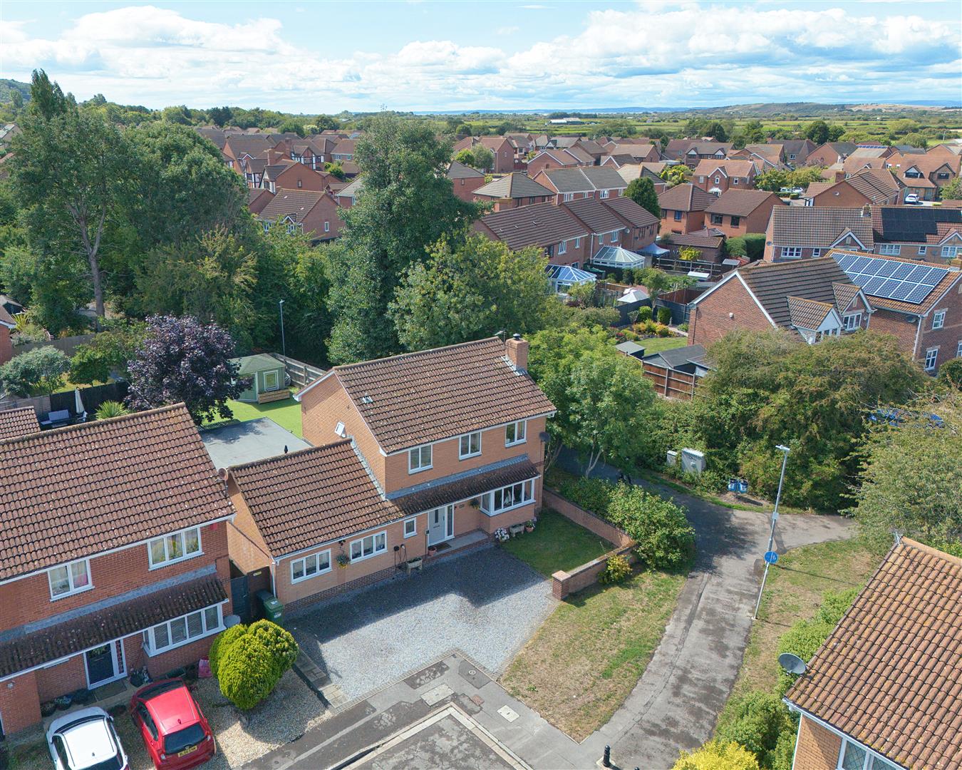 23, Hobbiton Road, Weston-Super-Mare photo 2