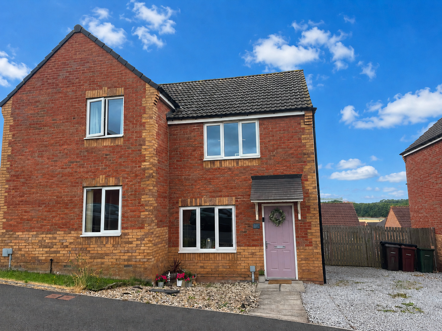 16, Wedgewood Way, Knottingley photo 2