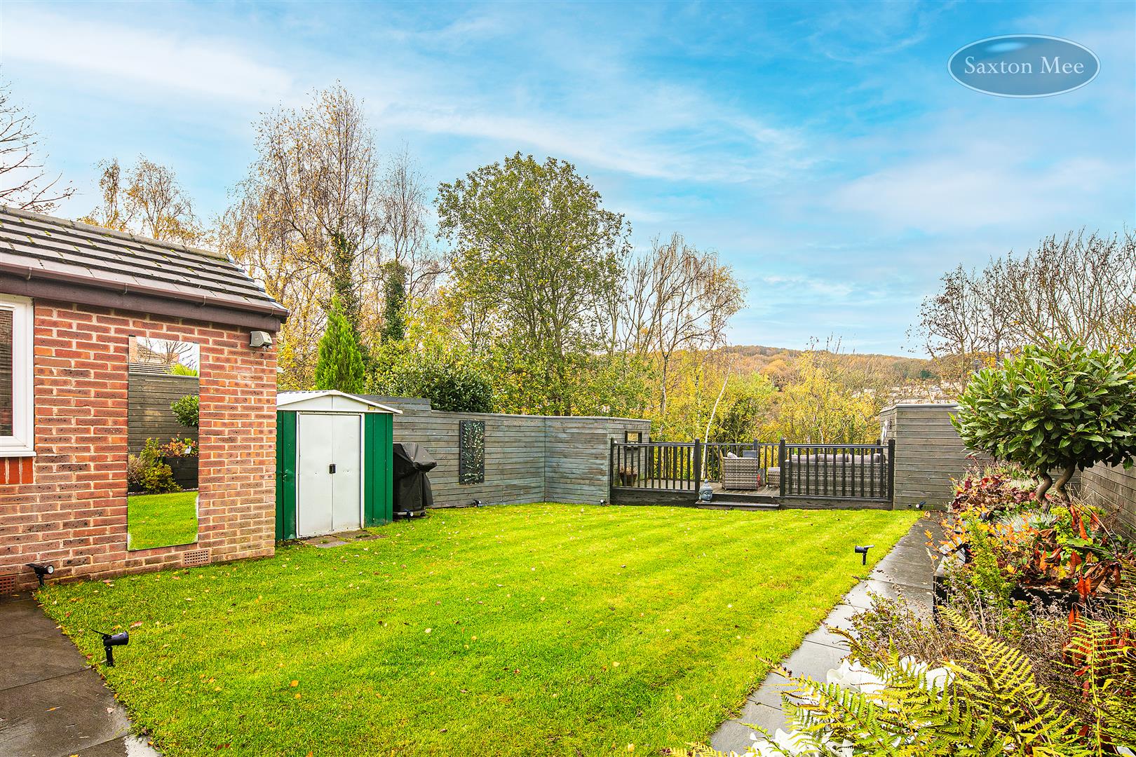 92, Clough Grove, Sheffield photo 4