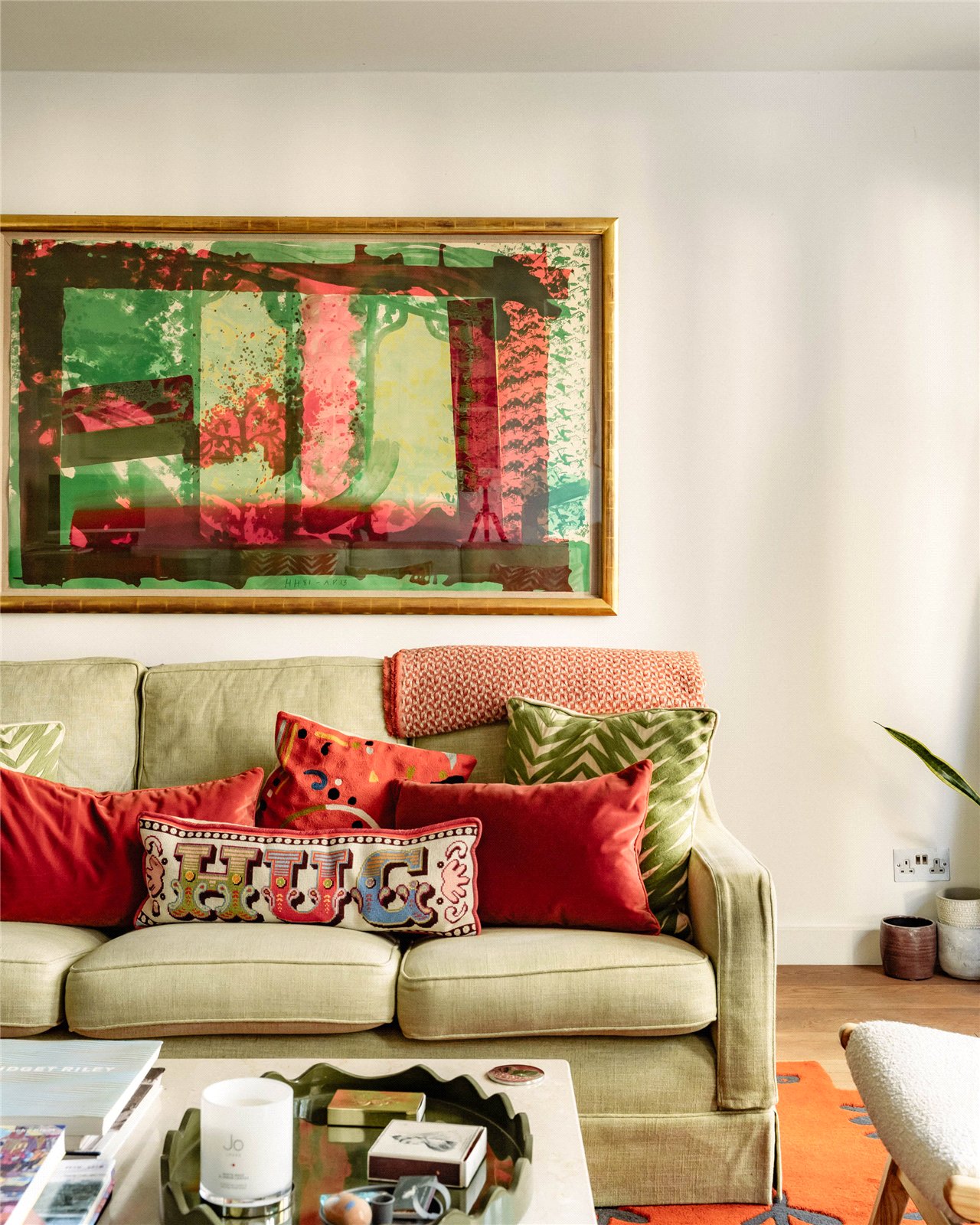 2 bedroom flat for sale 0