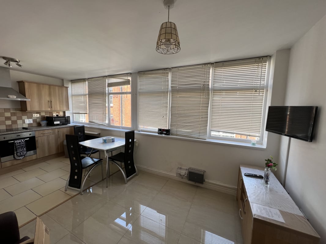 1-bed flat on Apartment 12, Albion House, Leicester, £80,000