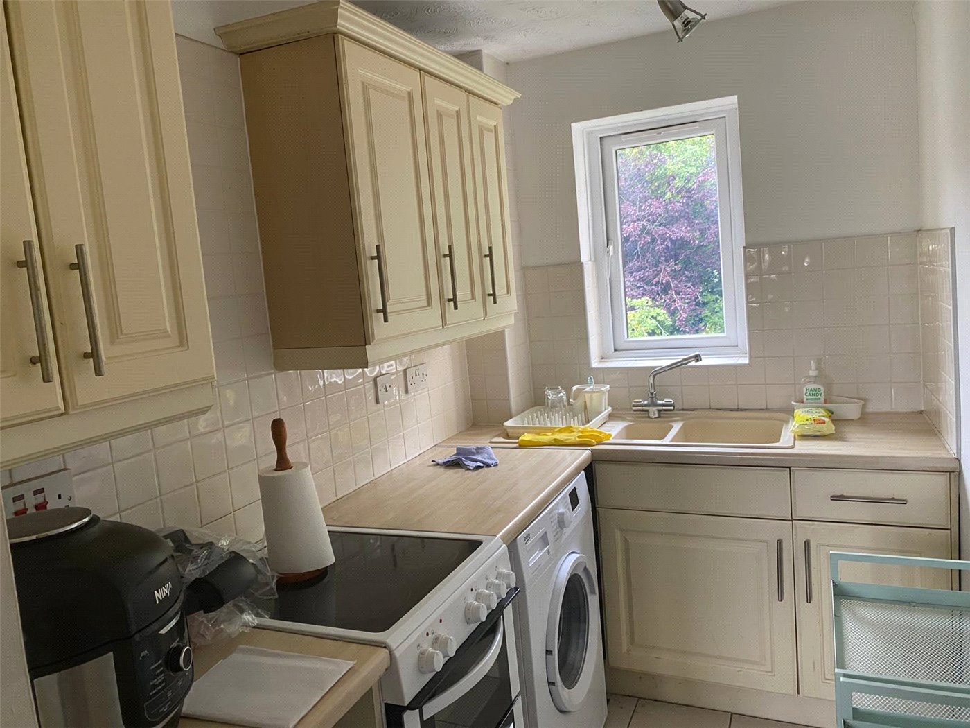 28, Woodpecker Way, Northamptonshire photo 4