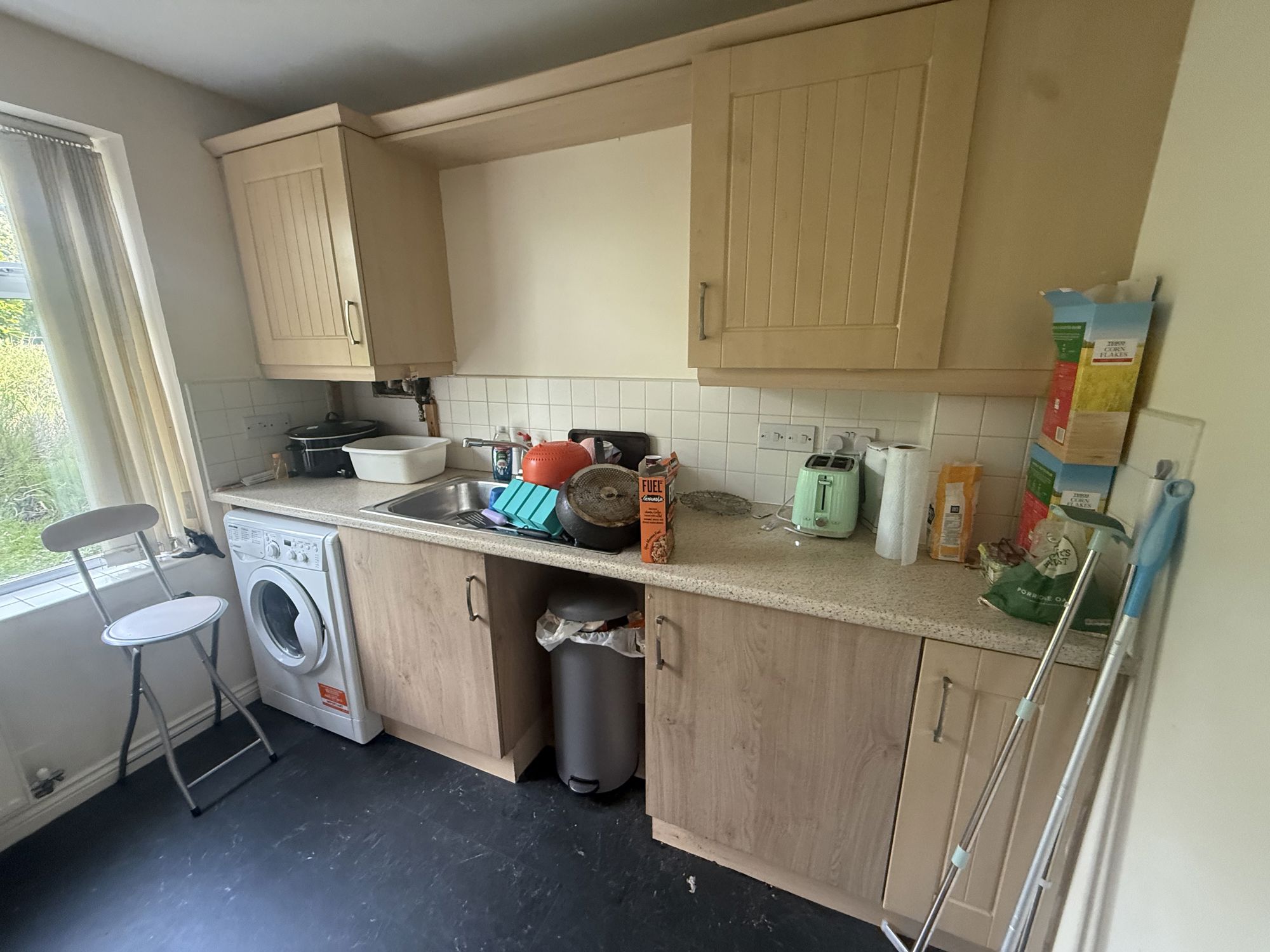 2 bed flat for sale