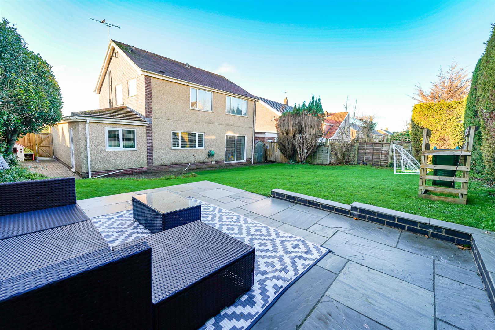 46, Rhyd-Y-Defaid Drive, Swansea photo 4