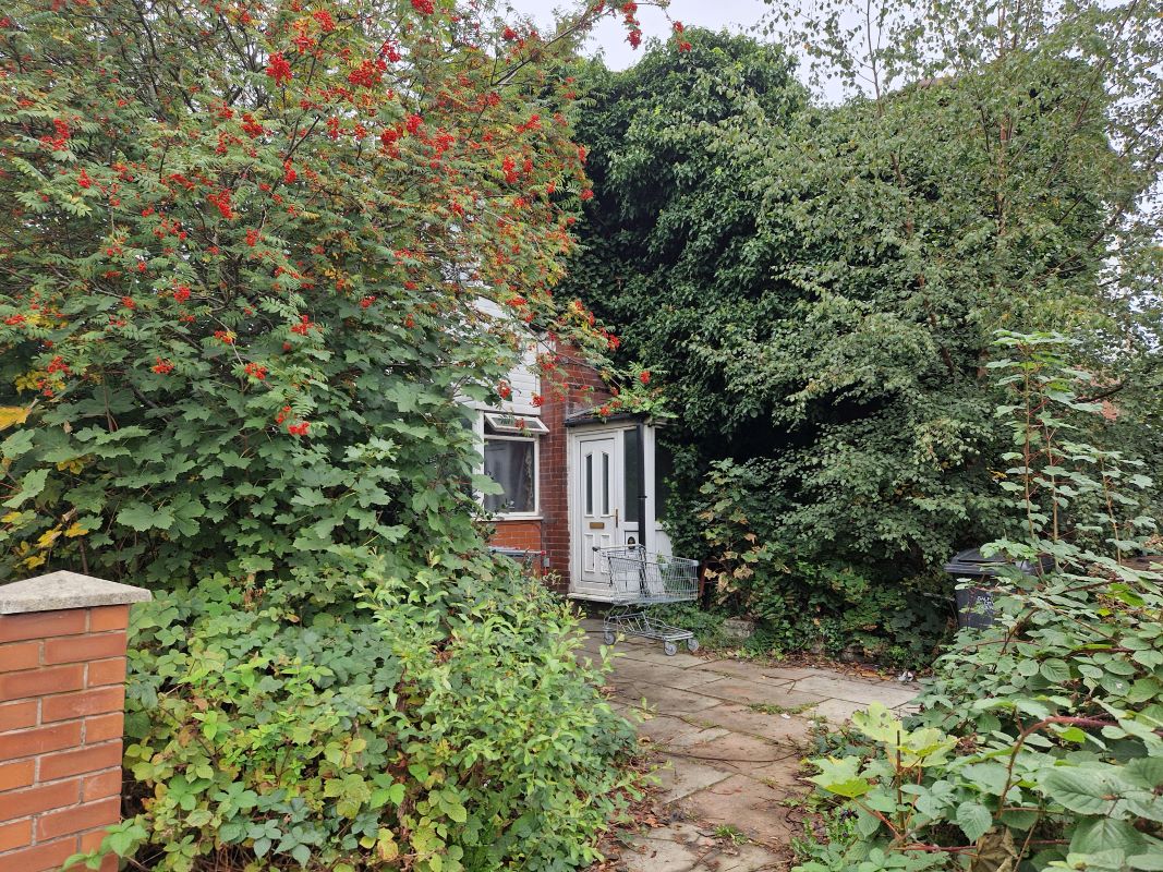 32, Swinton Park Road, Salford photo 5
