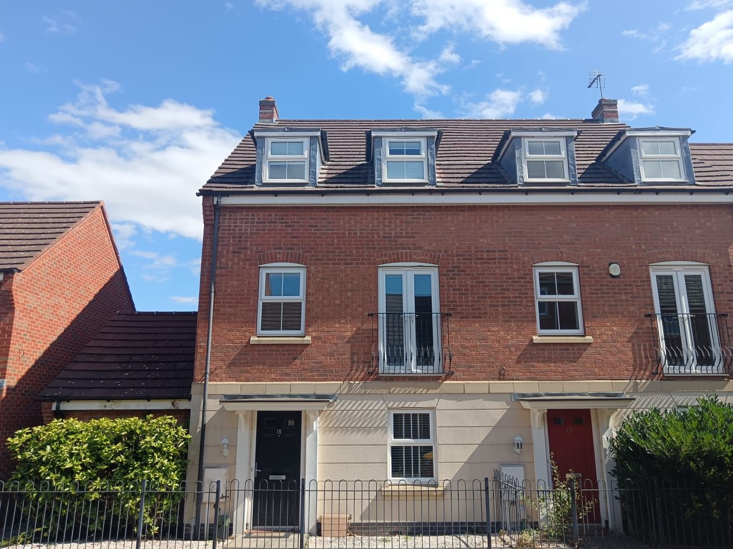 15 Griffiths Way, Nottingham photo 3