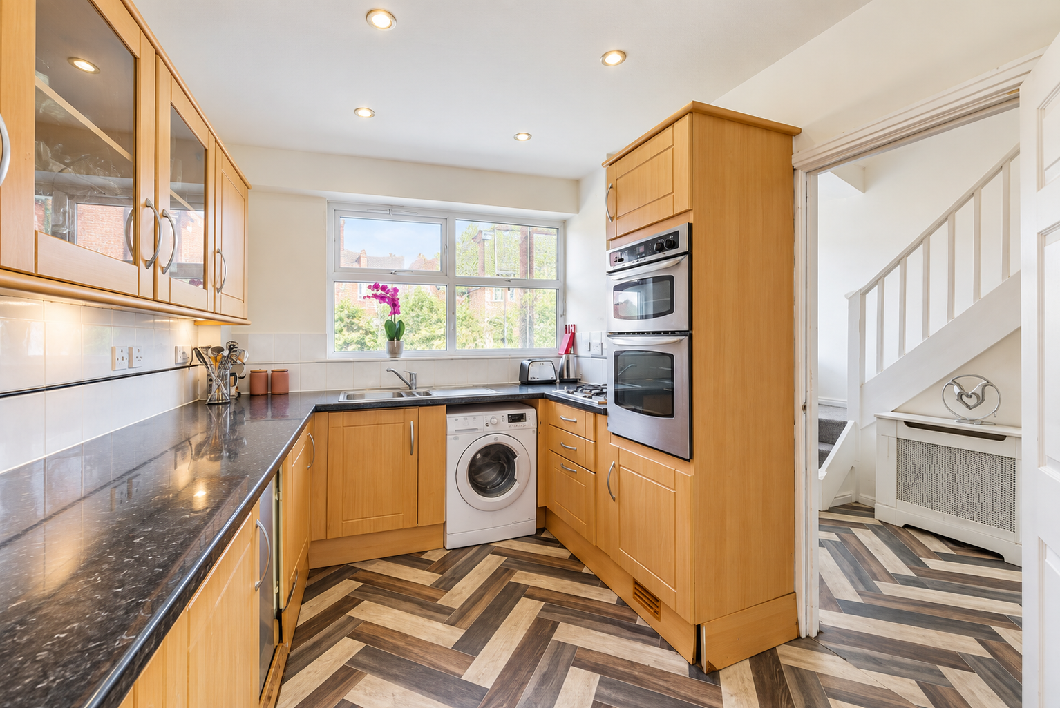 Flat 19, Campbell House, London photo 4