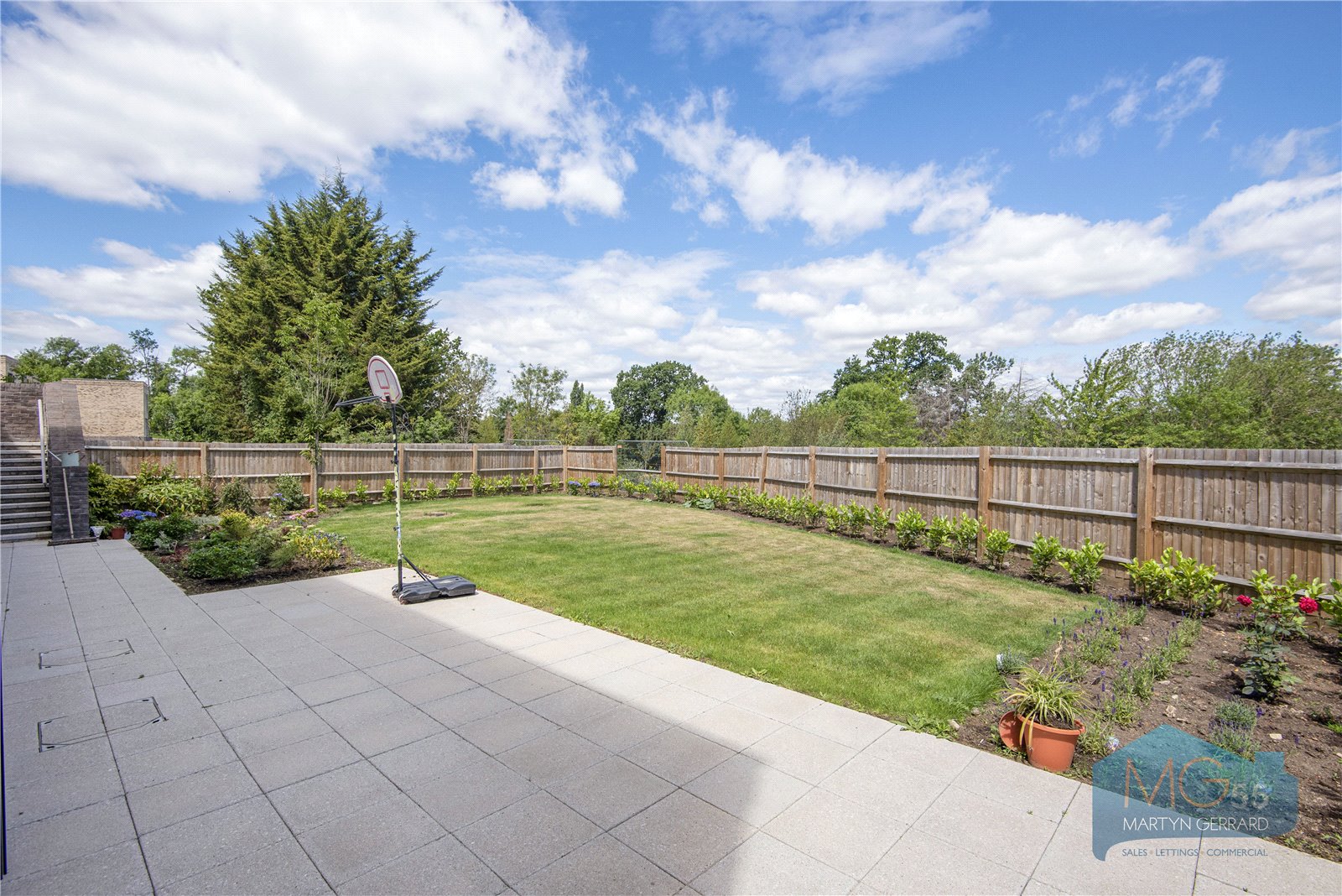 Photos of Cornforth Lane, Mill Hill Village, London NW7 61940147