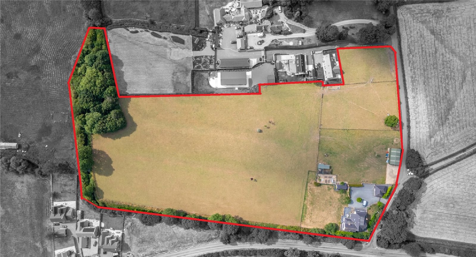 5 bedroom detached house for sale 0