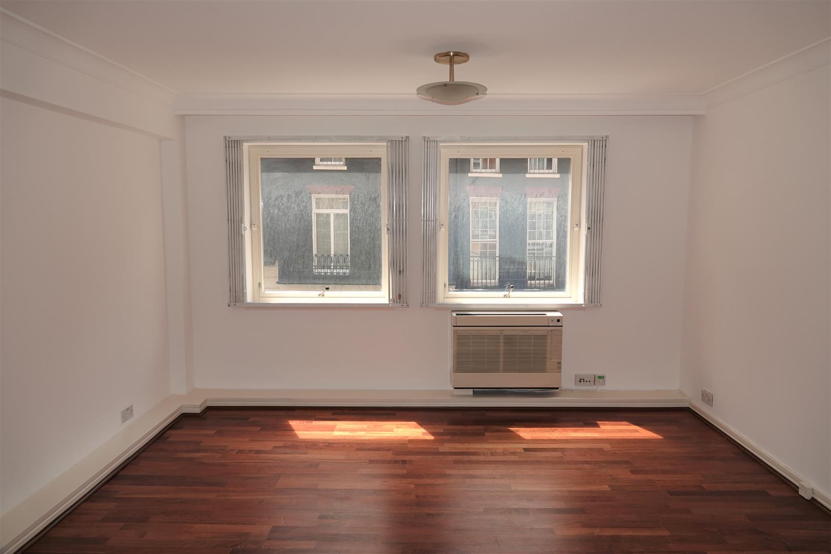 5 bedroom flat for sale 0